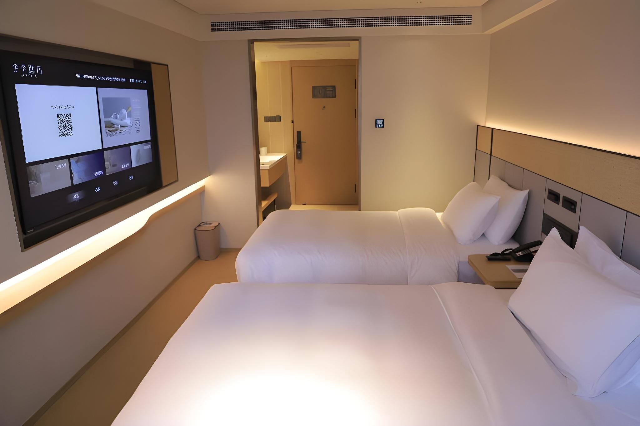 Ji Hotel Shanghai People's Square Fujian Middle Road Twin Room 3