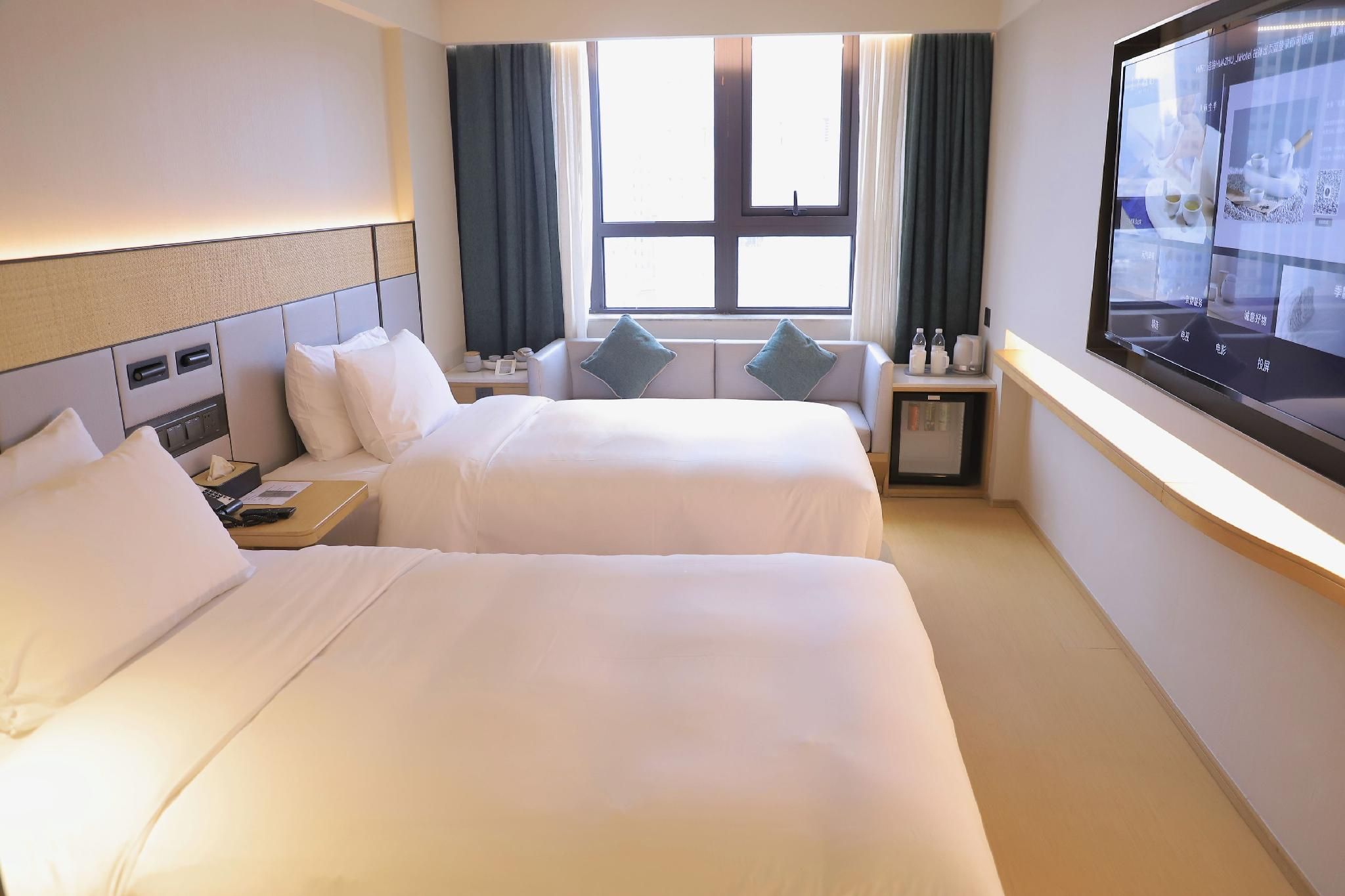 Ji Hotel Shanghai People's Square Fujian Middle Road Twin Room