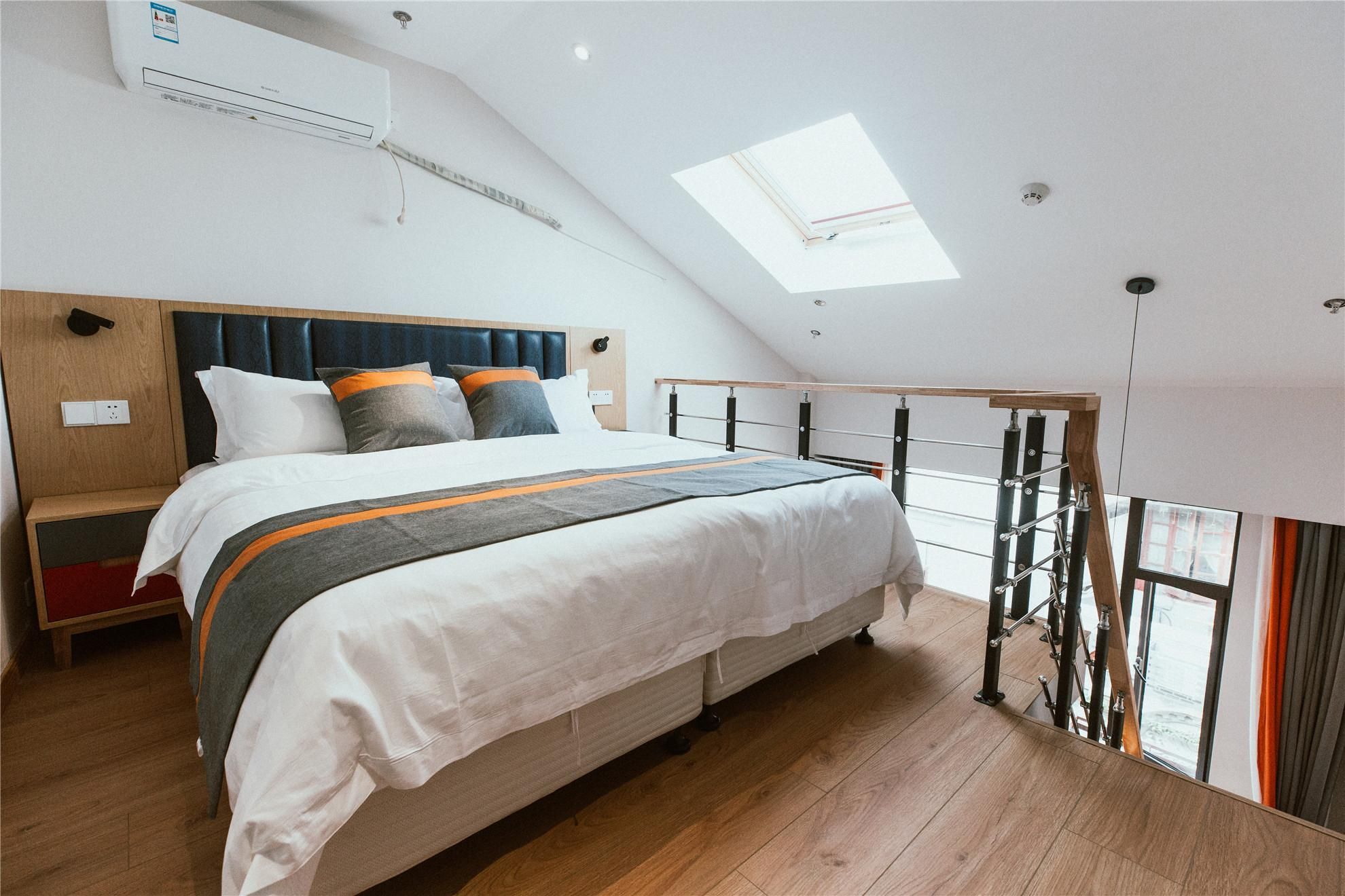 Duplex Suite