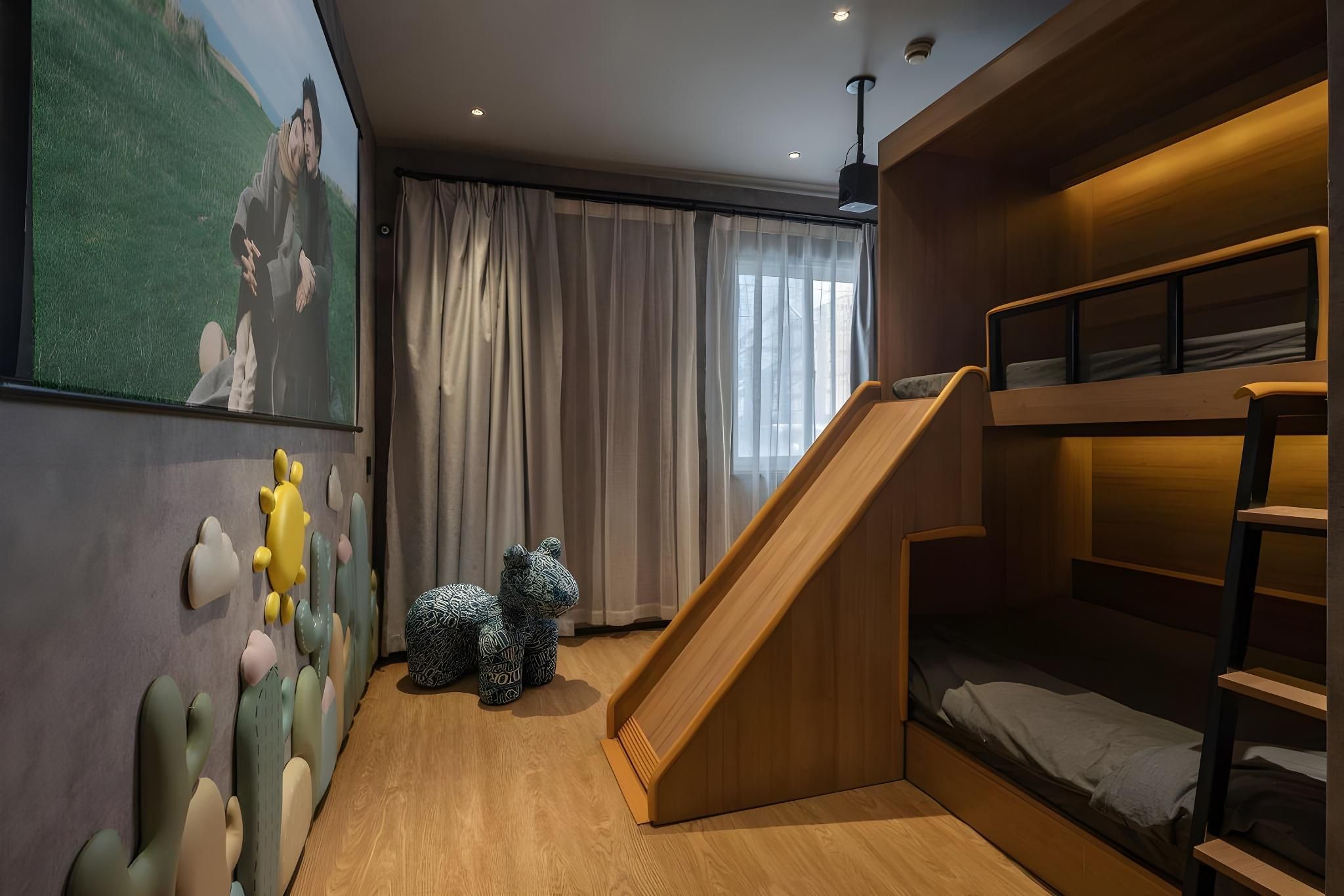 Triple Suite for 2 Adults and 1 Child