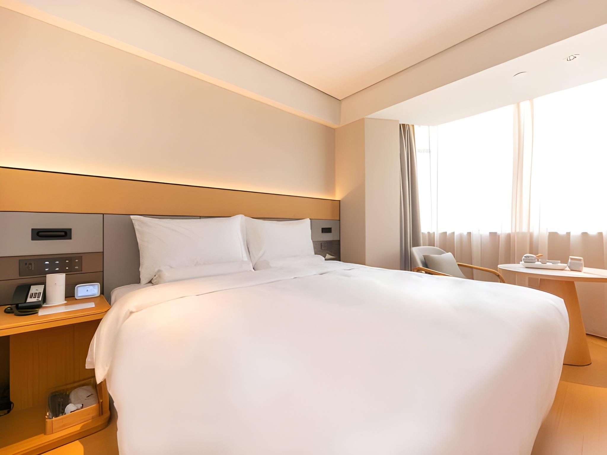 Huazhu - Superior BedRoom