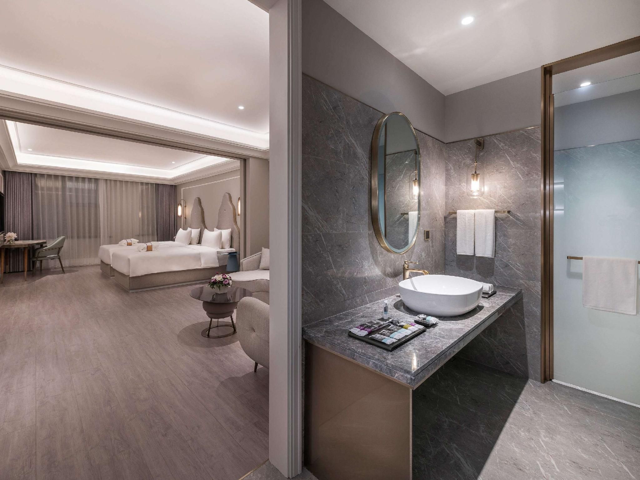 Privilege Room with 2 Single Beds