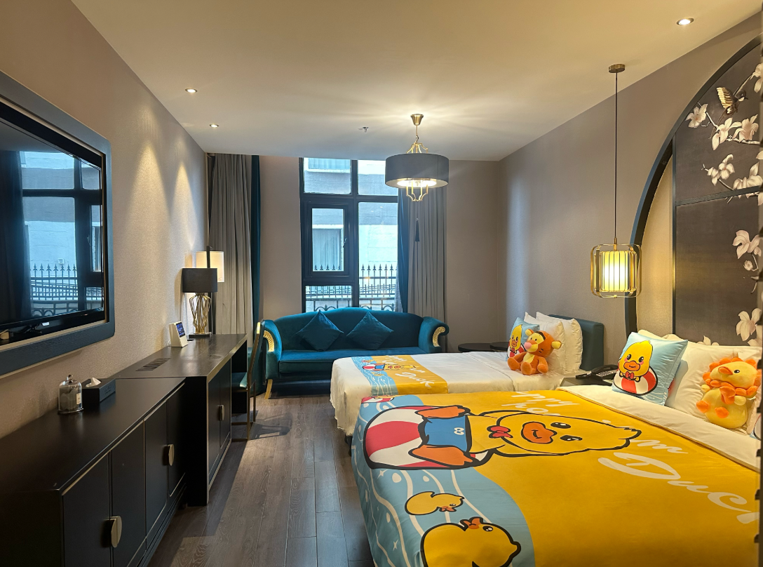 Huazhu - Parent Child Theme Room