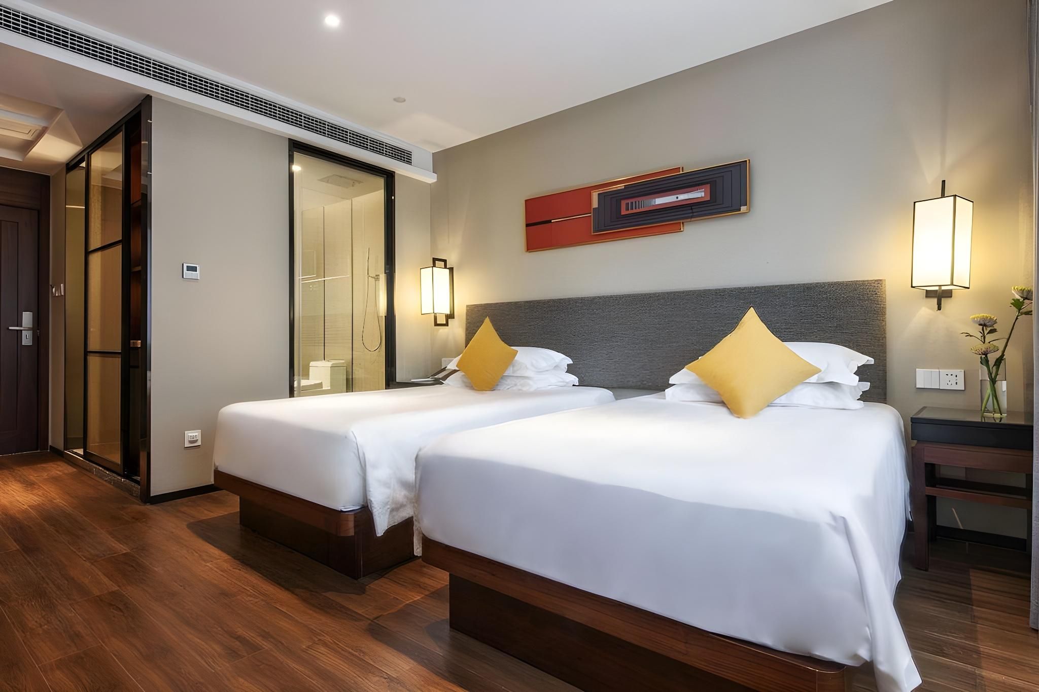 Four Seasons Room with 2 Twin Beds