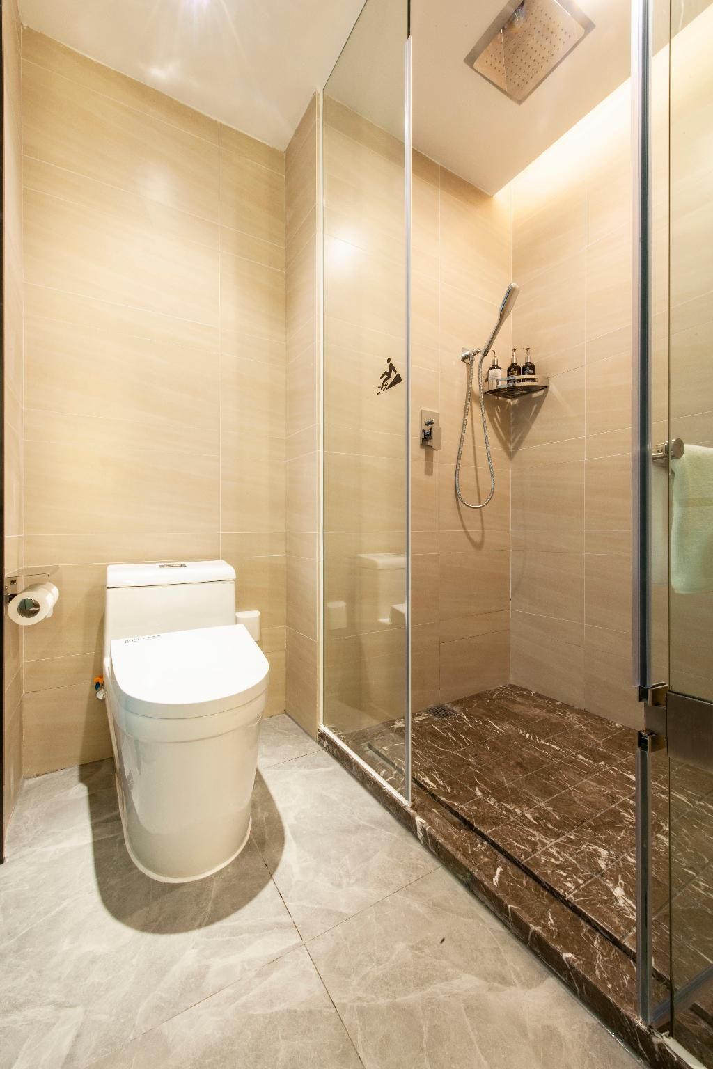 Movie - One Bedroom