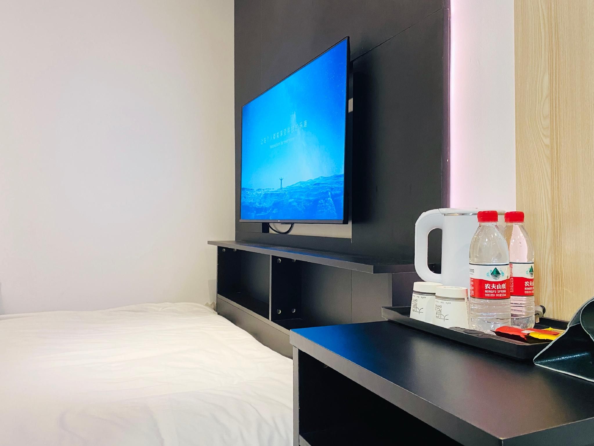 Business Single Room without Window