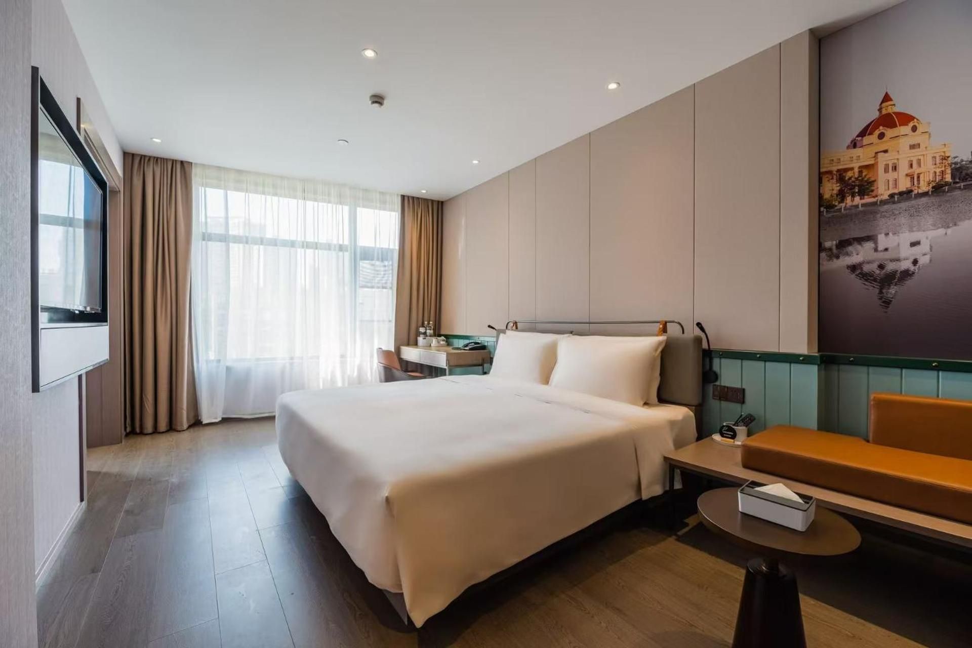 Super Suite