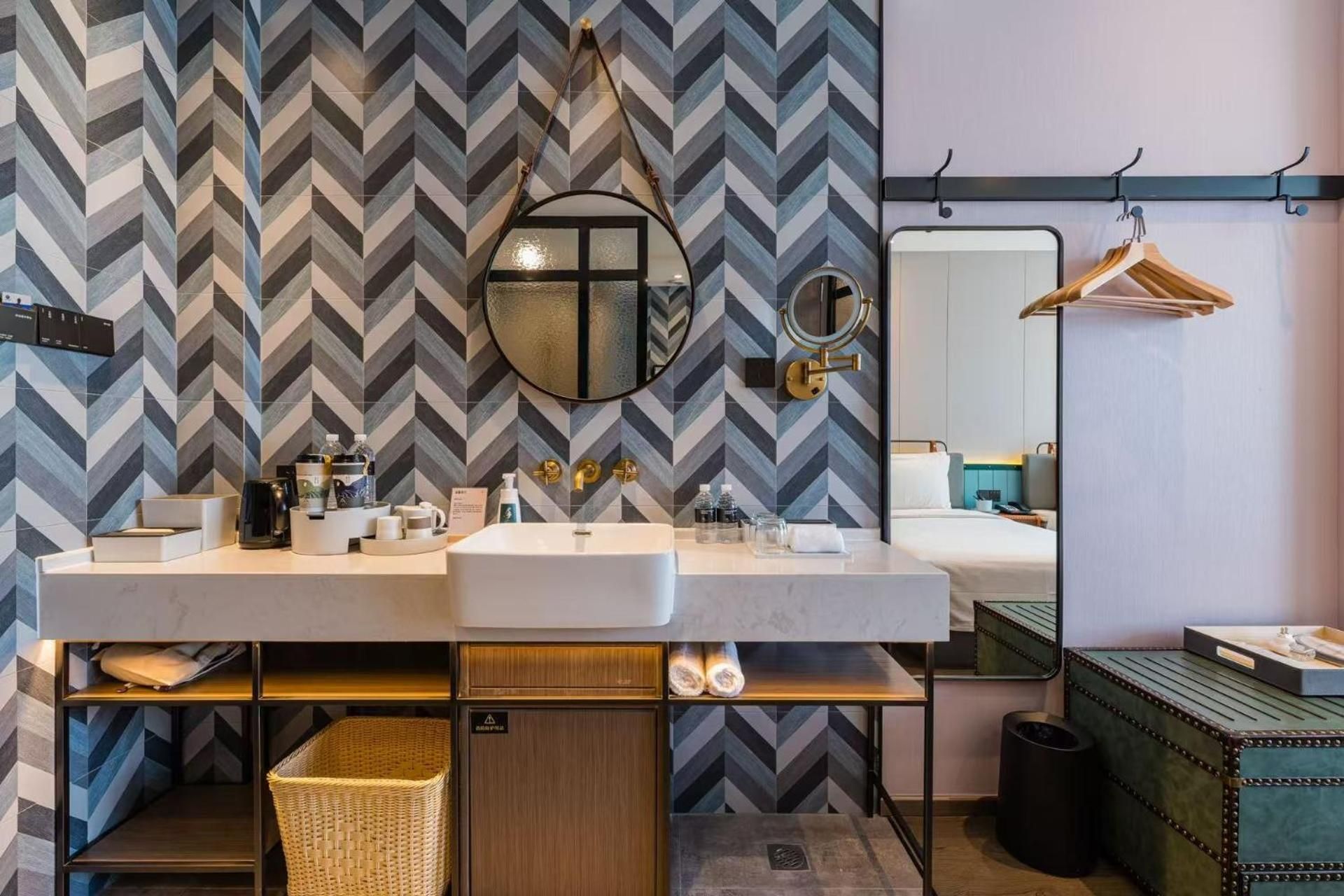 Super Twin Room