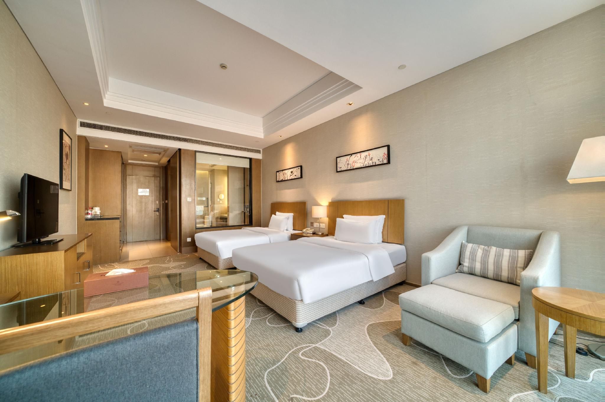 Elegant Twin Room