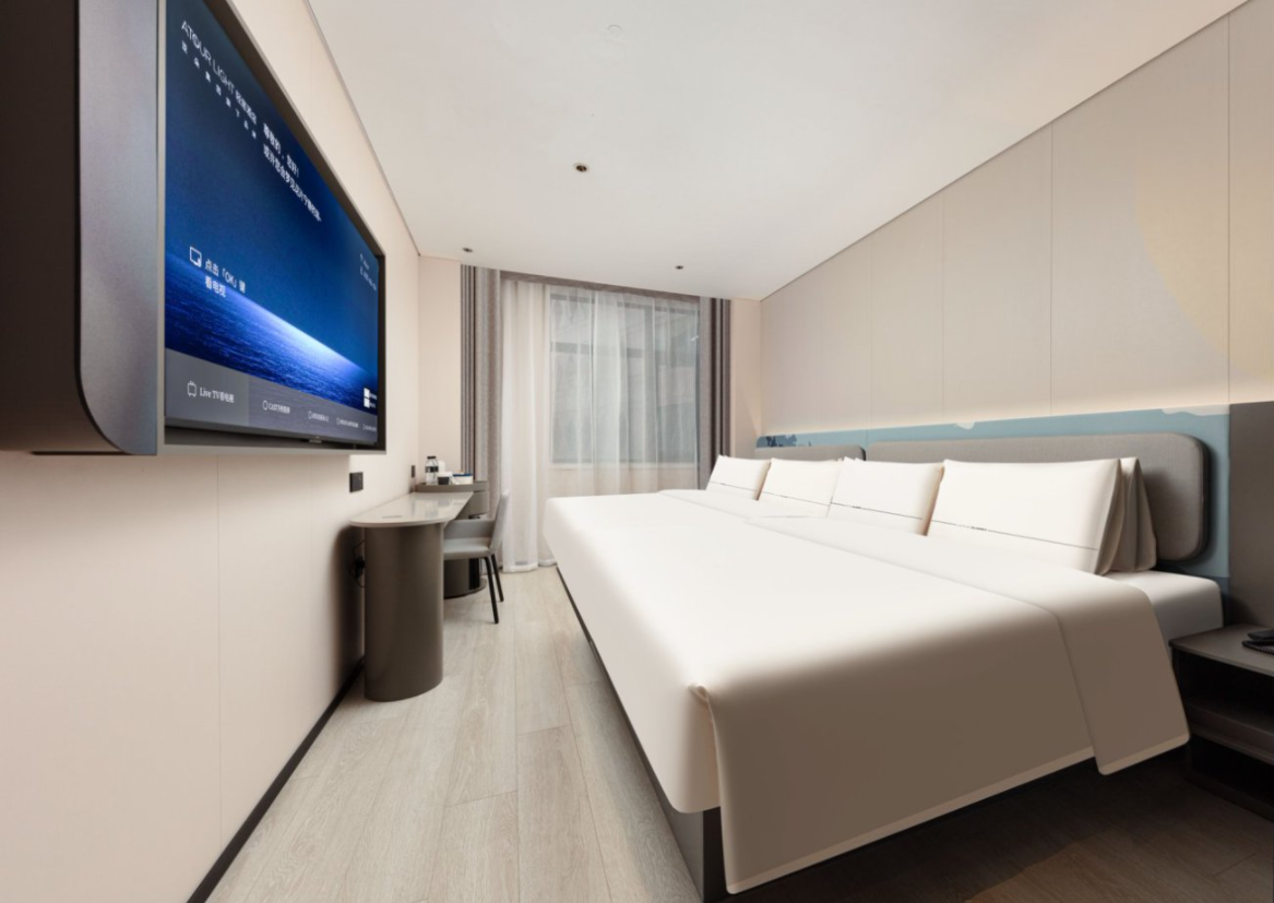 Atour - Select Family Room