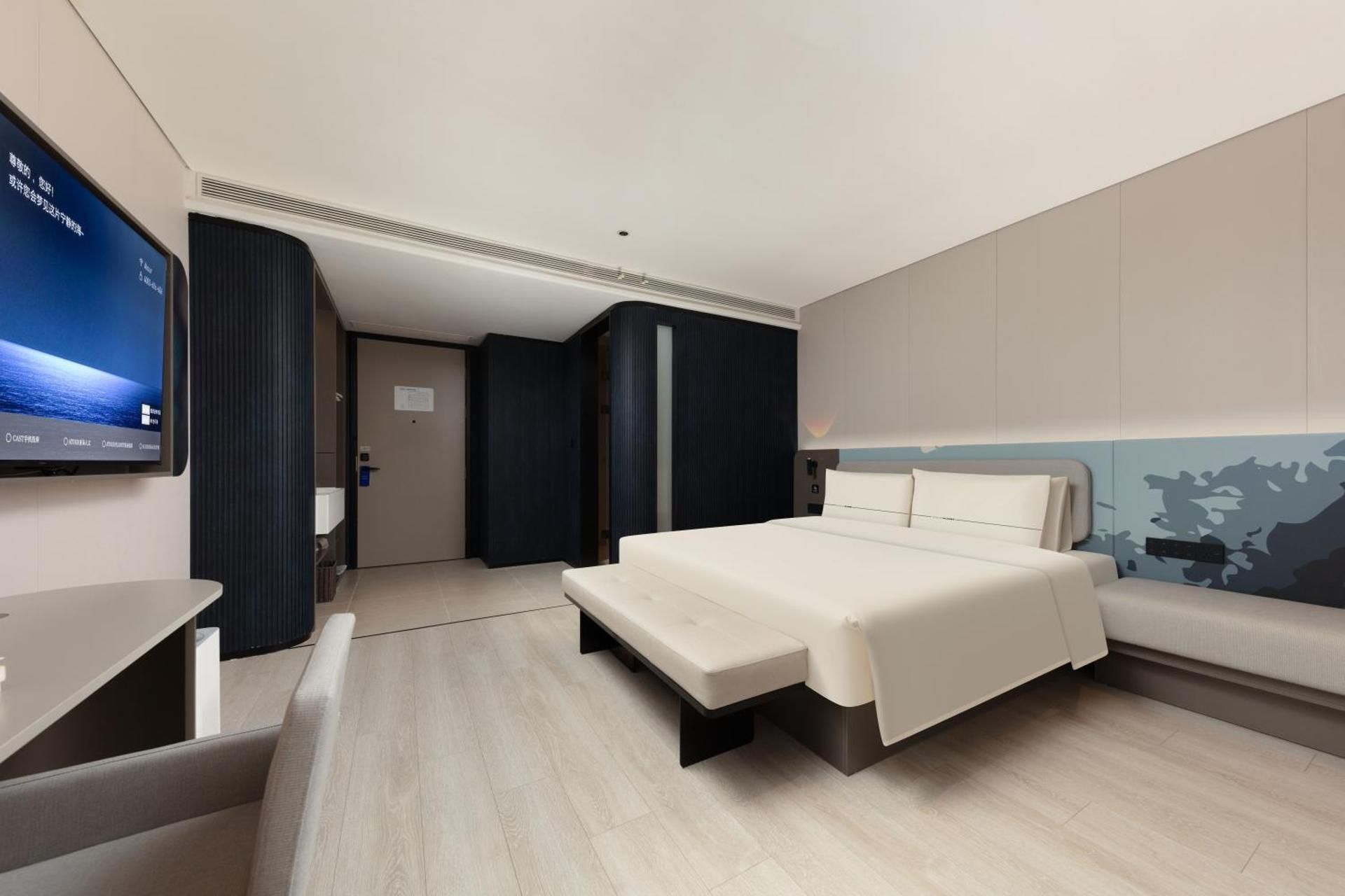 Comfort Queen Room