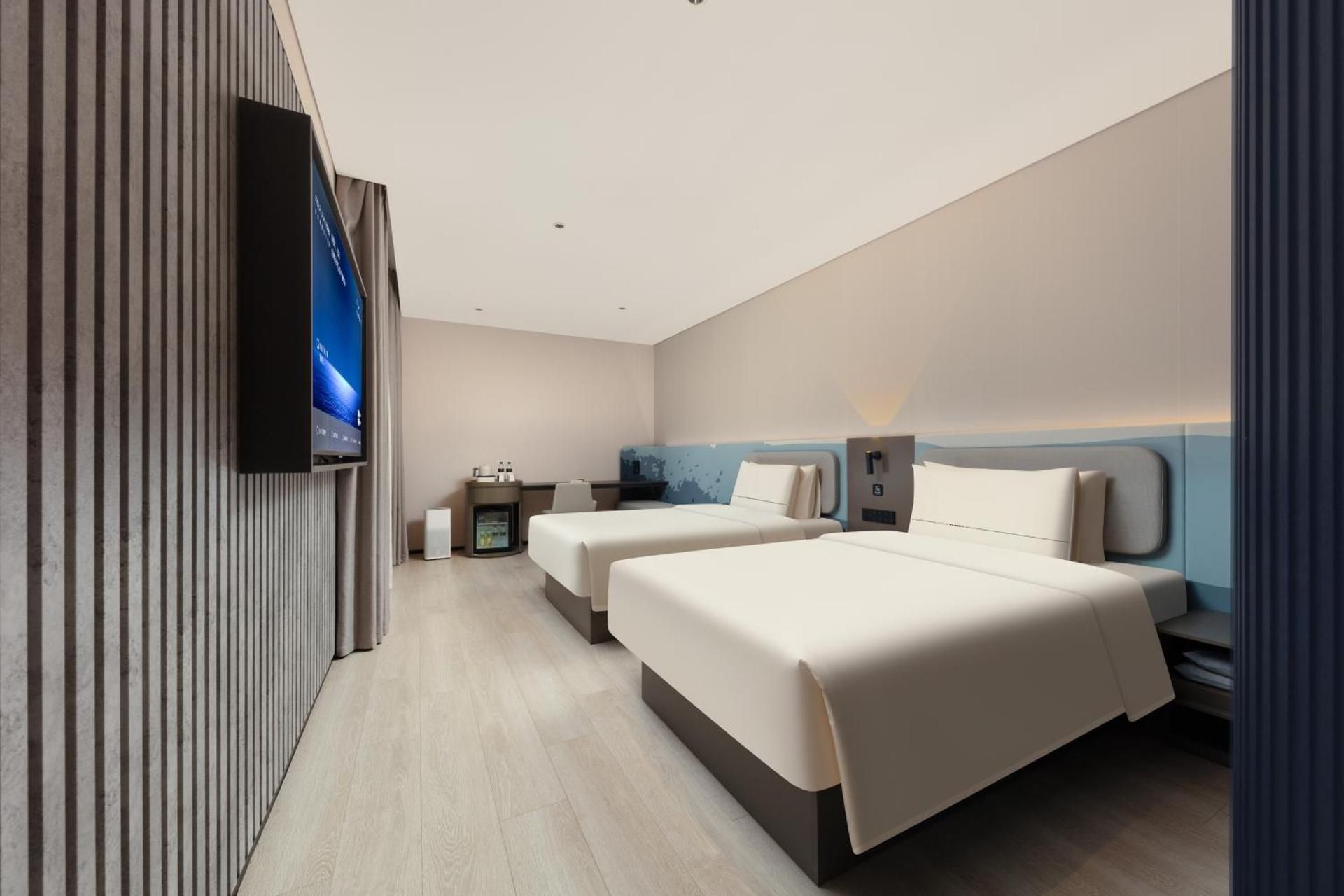 Standard Twin Bed Room