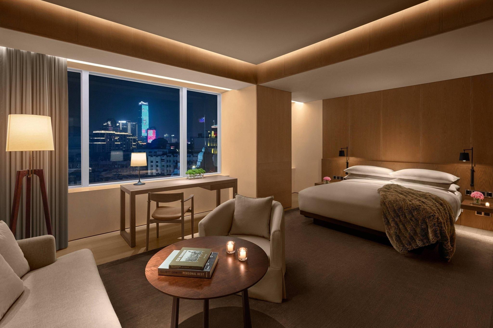 The Shanghai EDITION Guest Room, 1 King