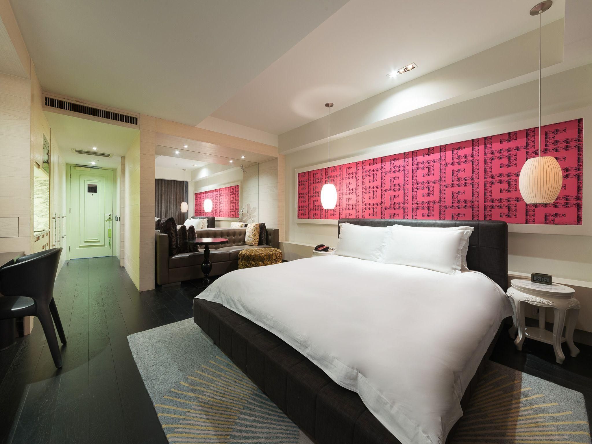 Weekend Romance Package - Club Studio