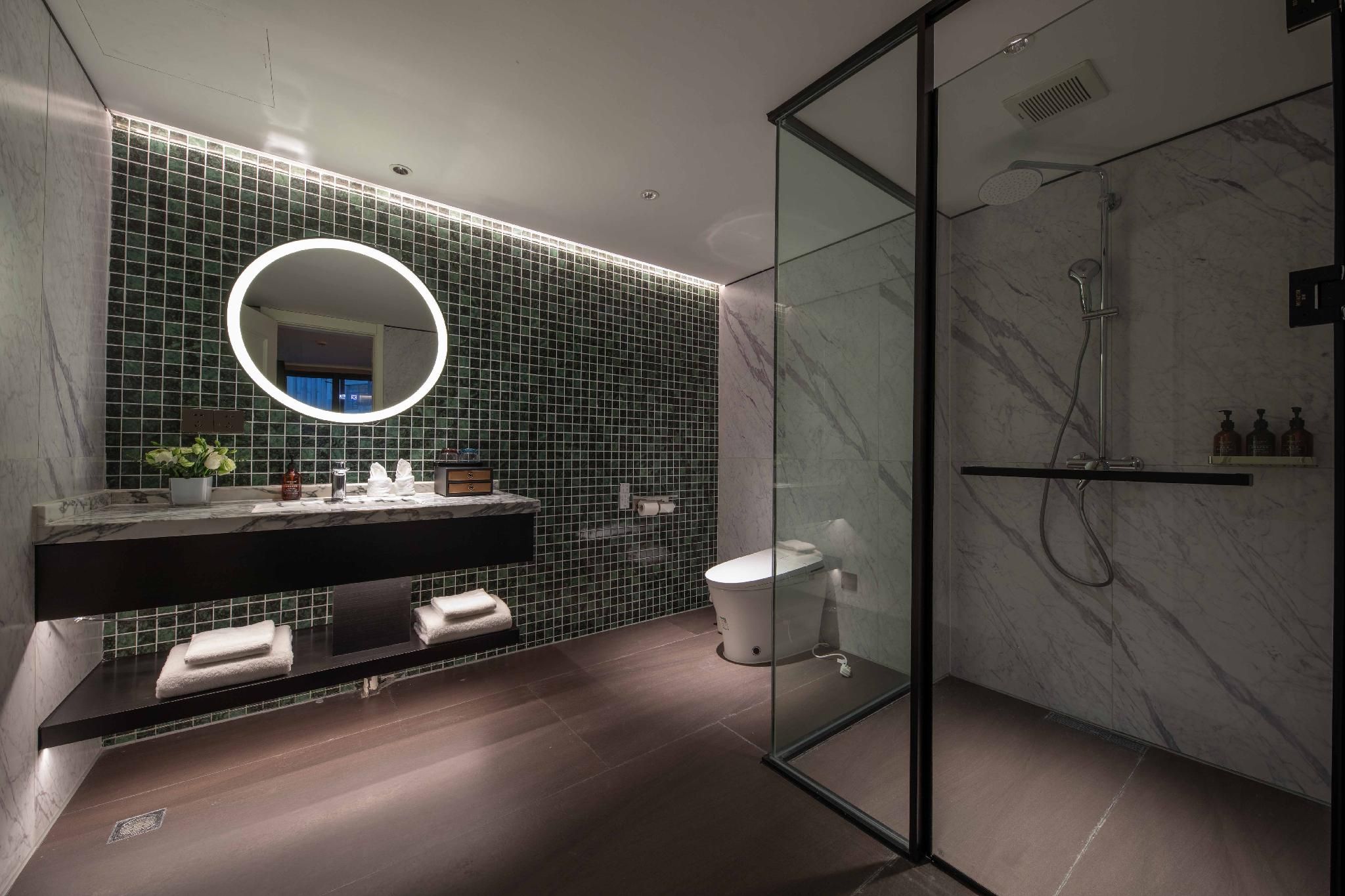 Jinglai BuShe Hotel - Jing'an Temple West Nanjing Road.Shanghai Club King Room 3