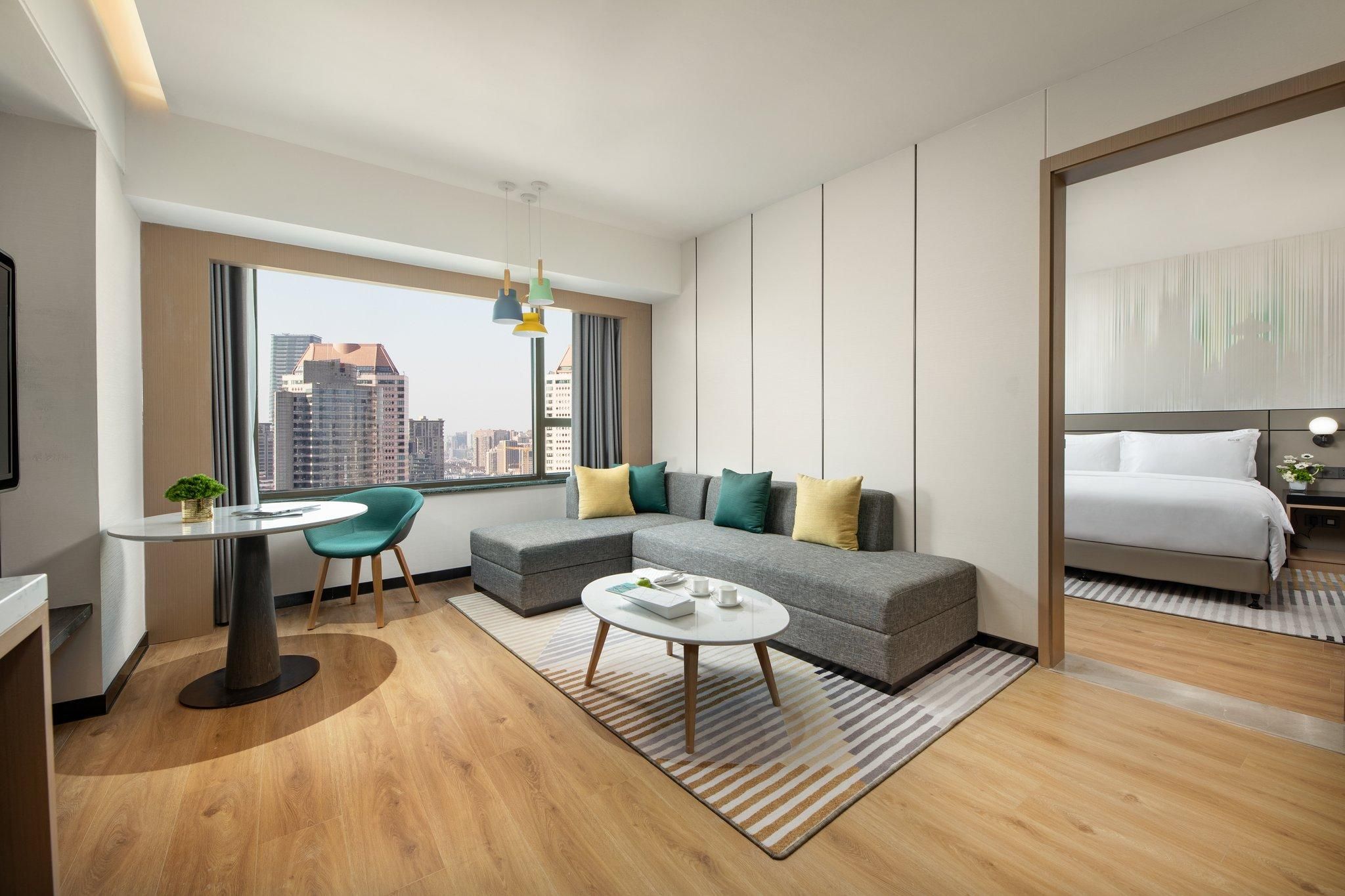 1 Bedroom Suite