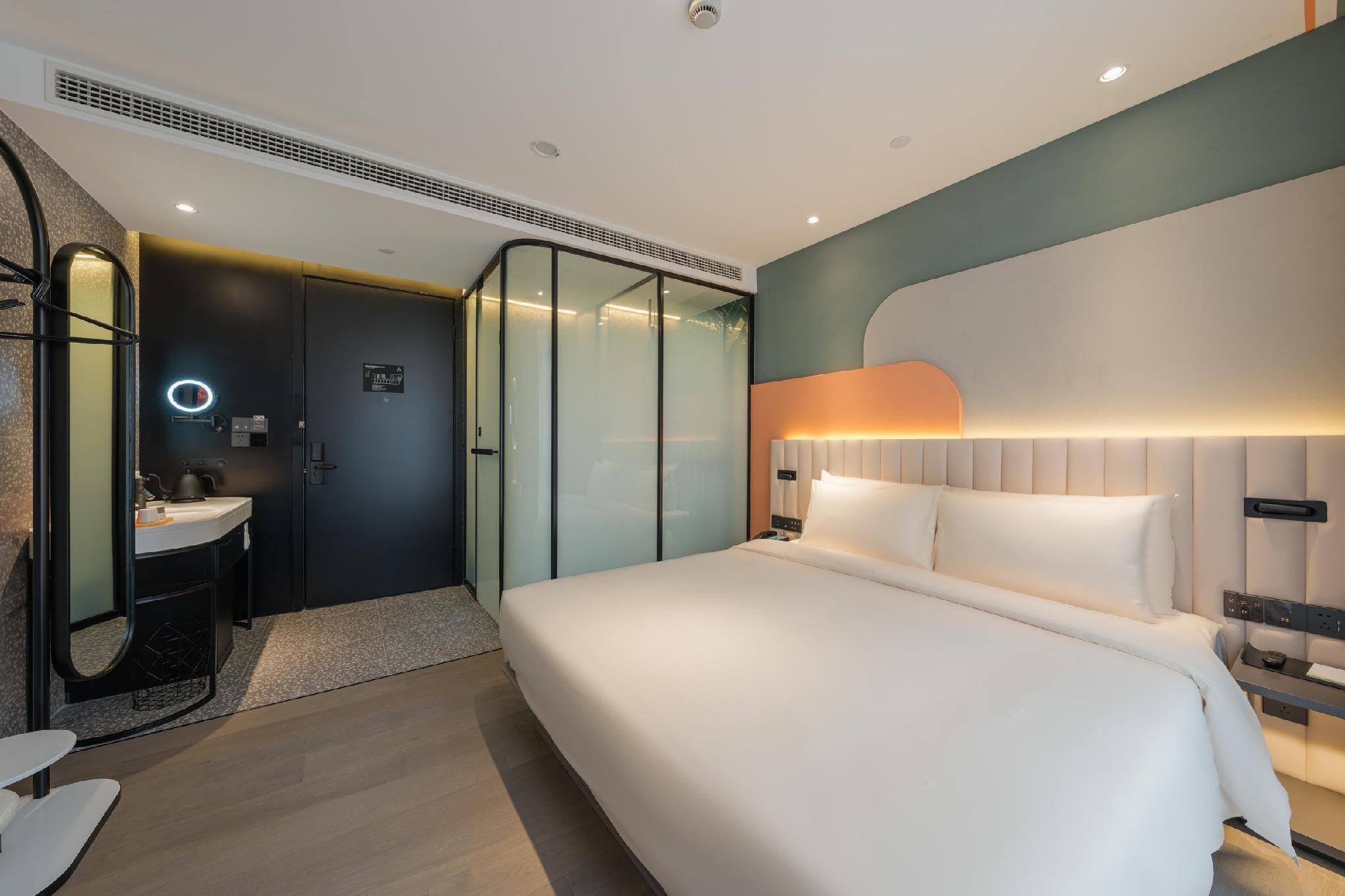 Atour X Hotel Shanghai Jing'an Temple Superior 1 Queen 2