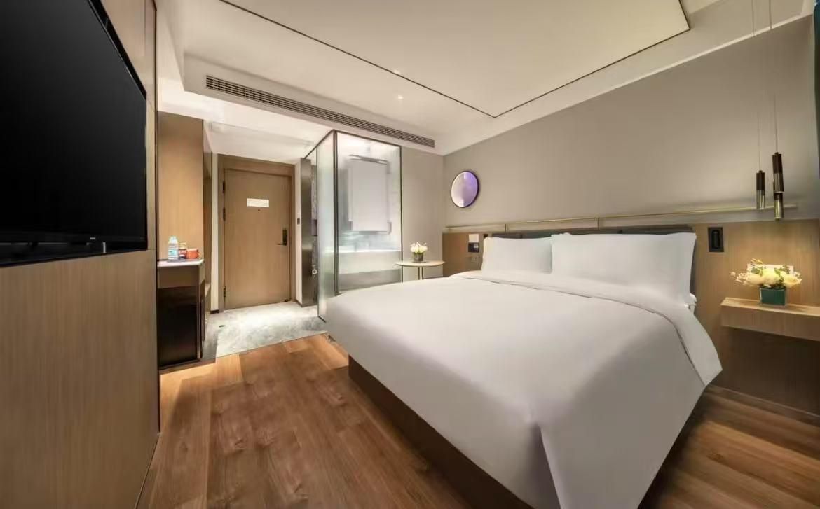 Deluxe Queen Room