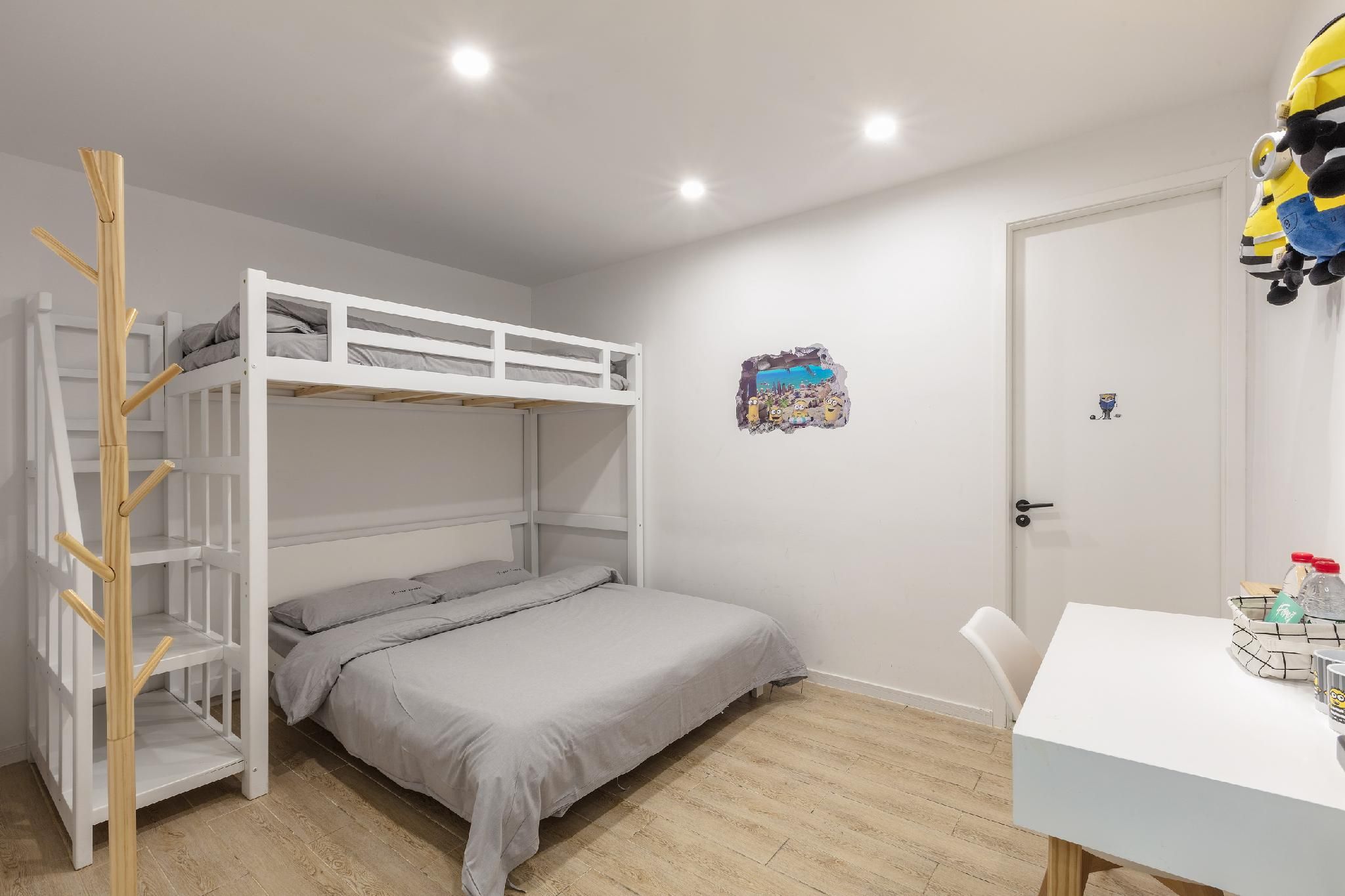 Triple Room with Shower - Non-Smoking