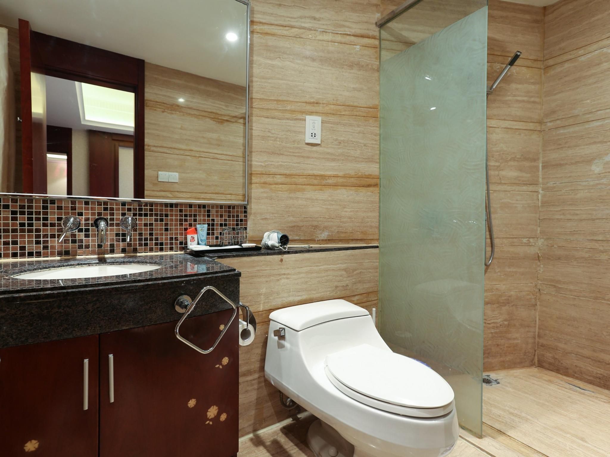 Junior Suite One Bedroom