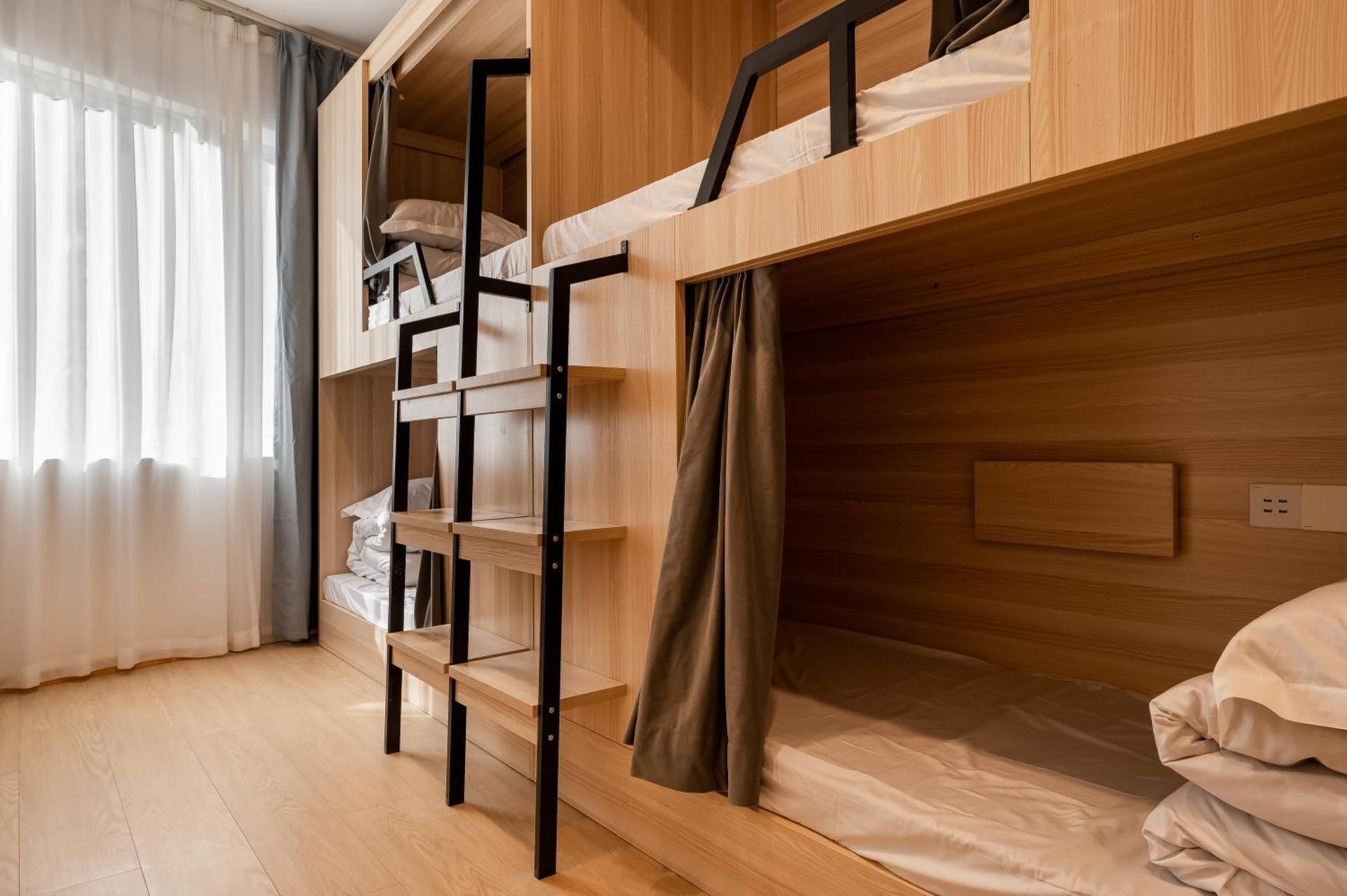 Bed in 8-Bed Female Dormitory Room - Shared Bathroom