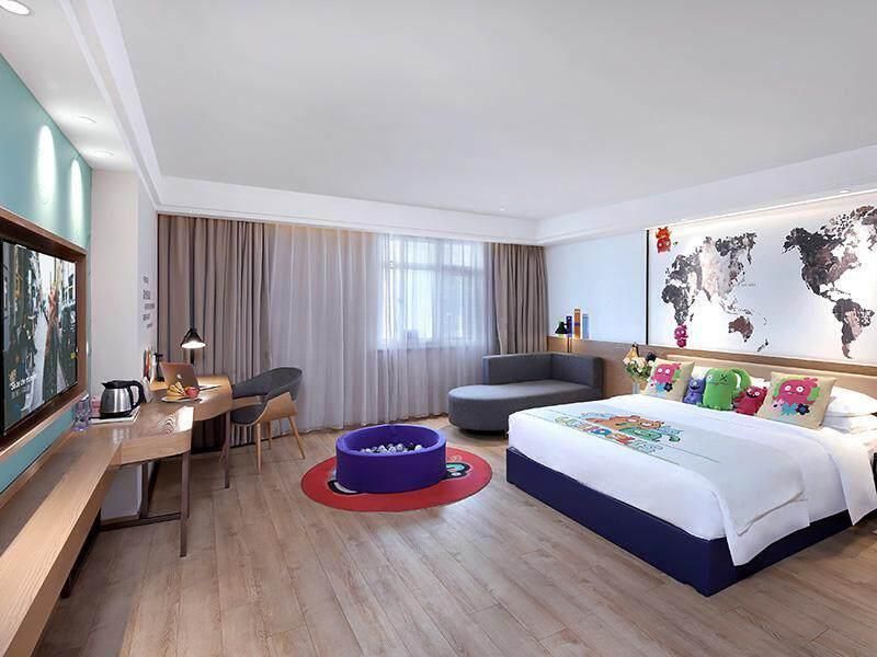 WH - Parent and Child Suite