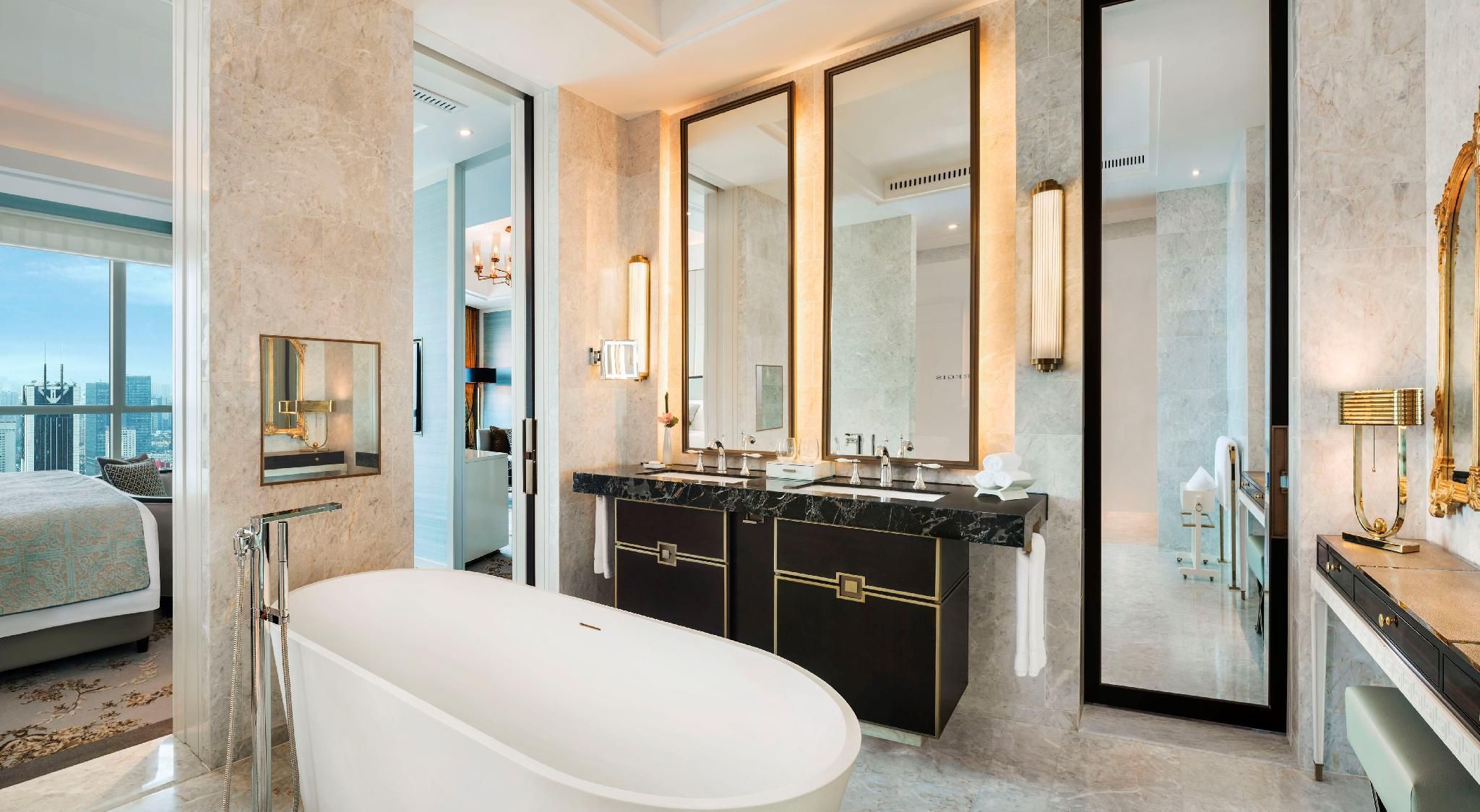 Metropolitan Suite, 2 Bedroom 2 room Suite, Bedroom 1: 1 King, Bedroom 2: 1 King, City view