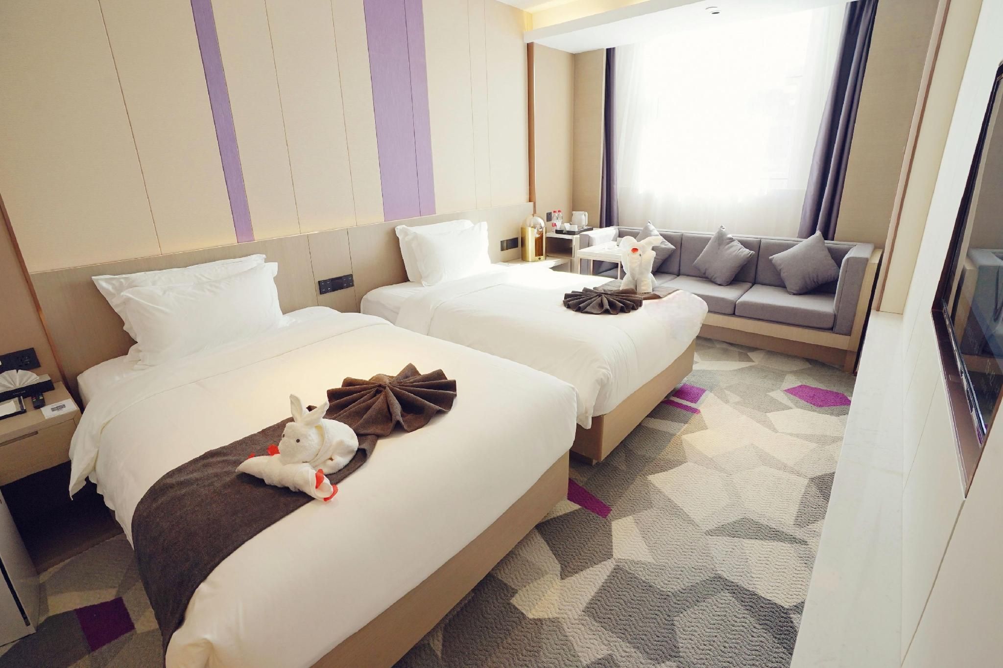 WH - Deluxe Bed Room