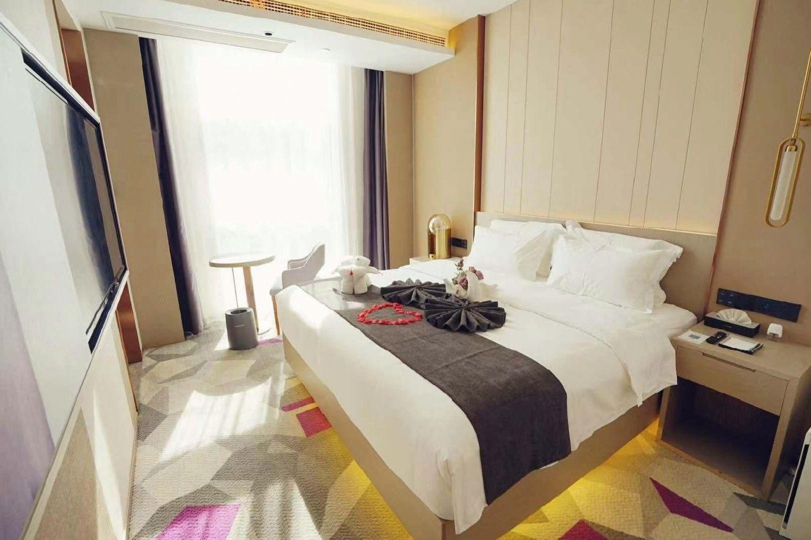WH - Business Suite Bed Room
