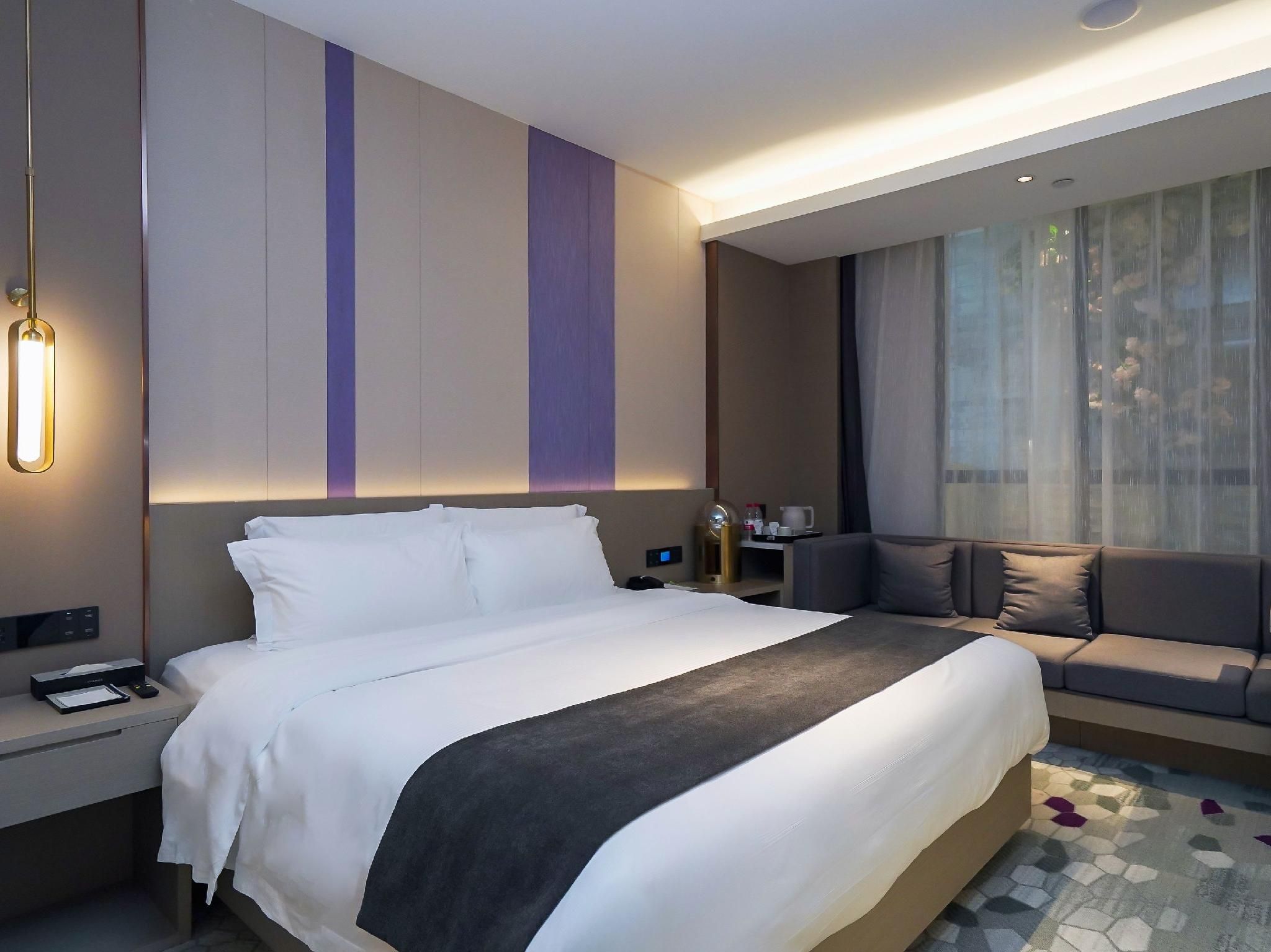 Superior Room One Beded