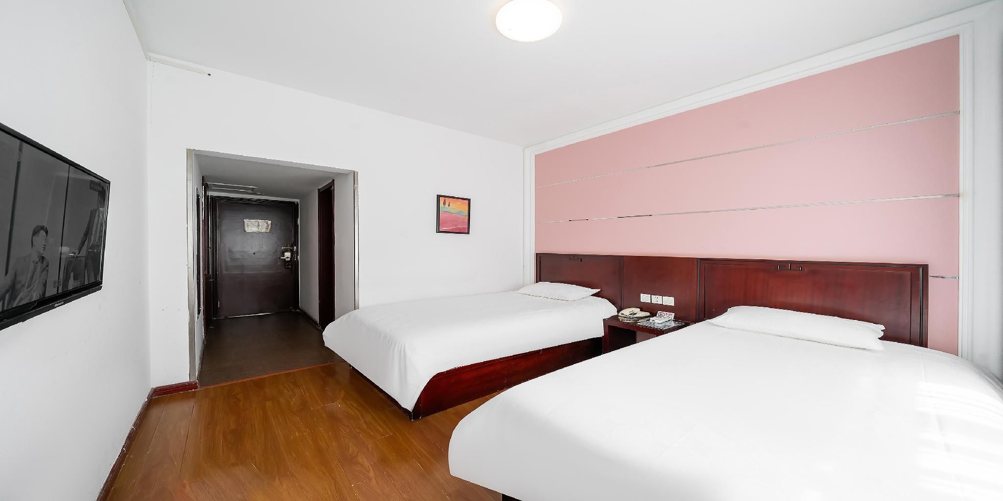 Guest Room - Twin Beds