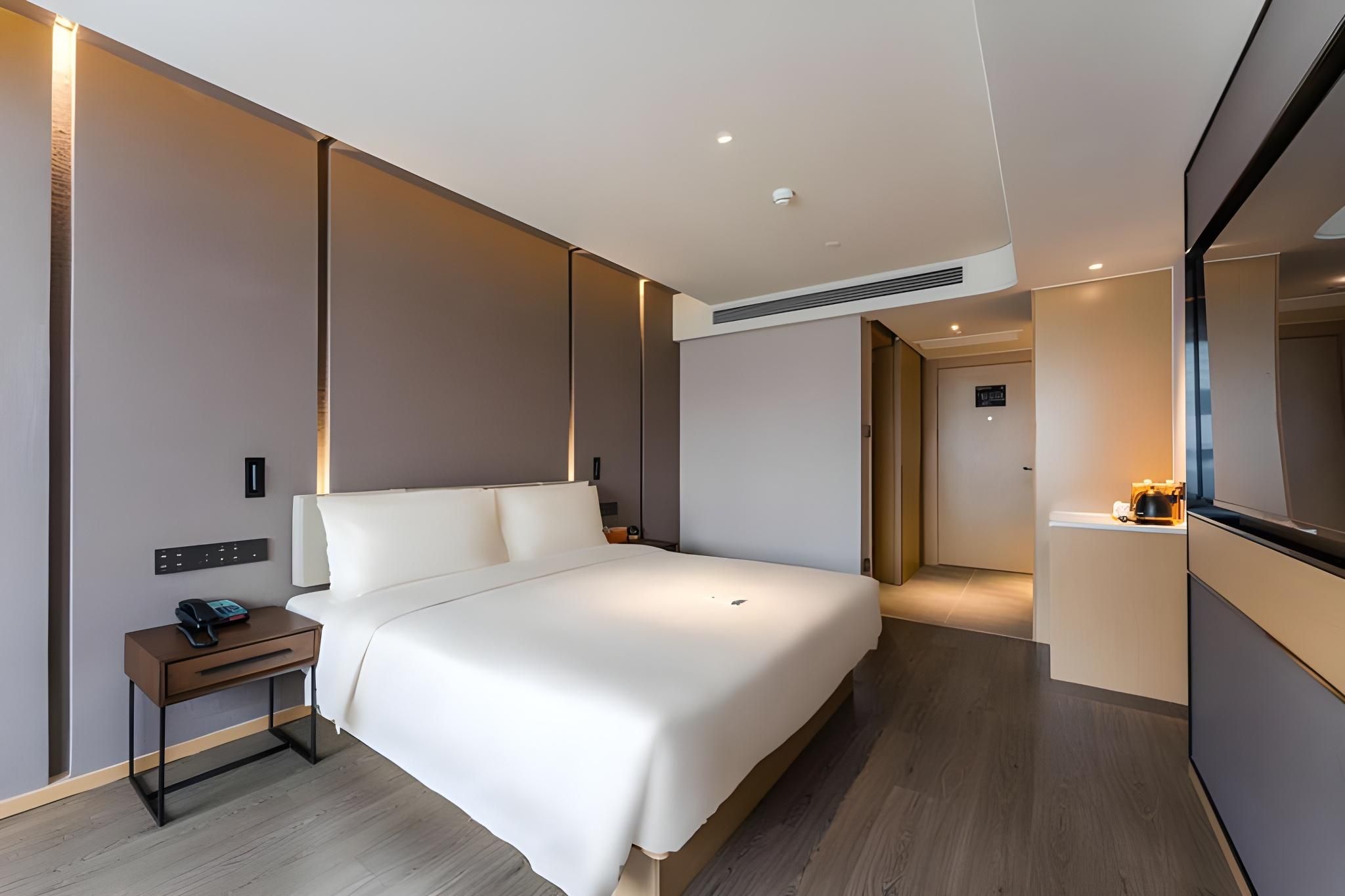 Executive room, Guest room, 1 Queen