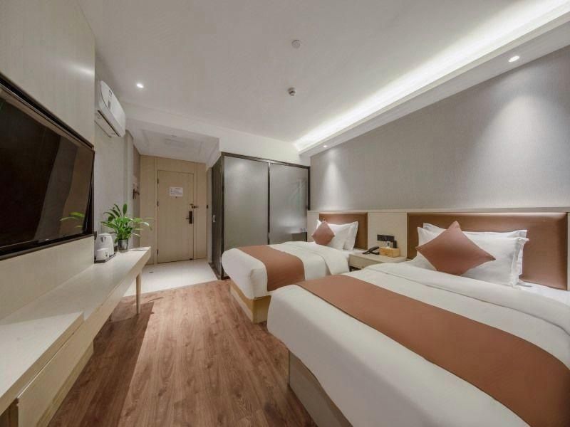 Twin Deluxe Room