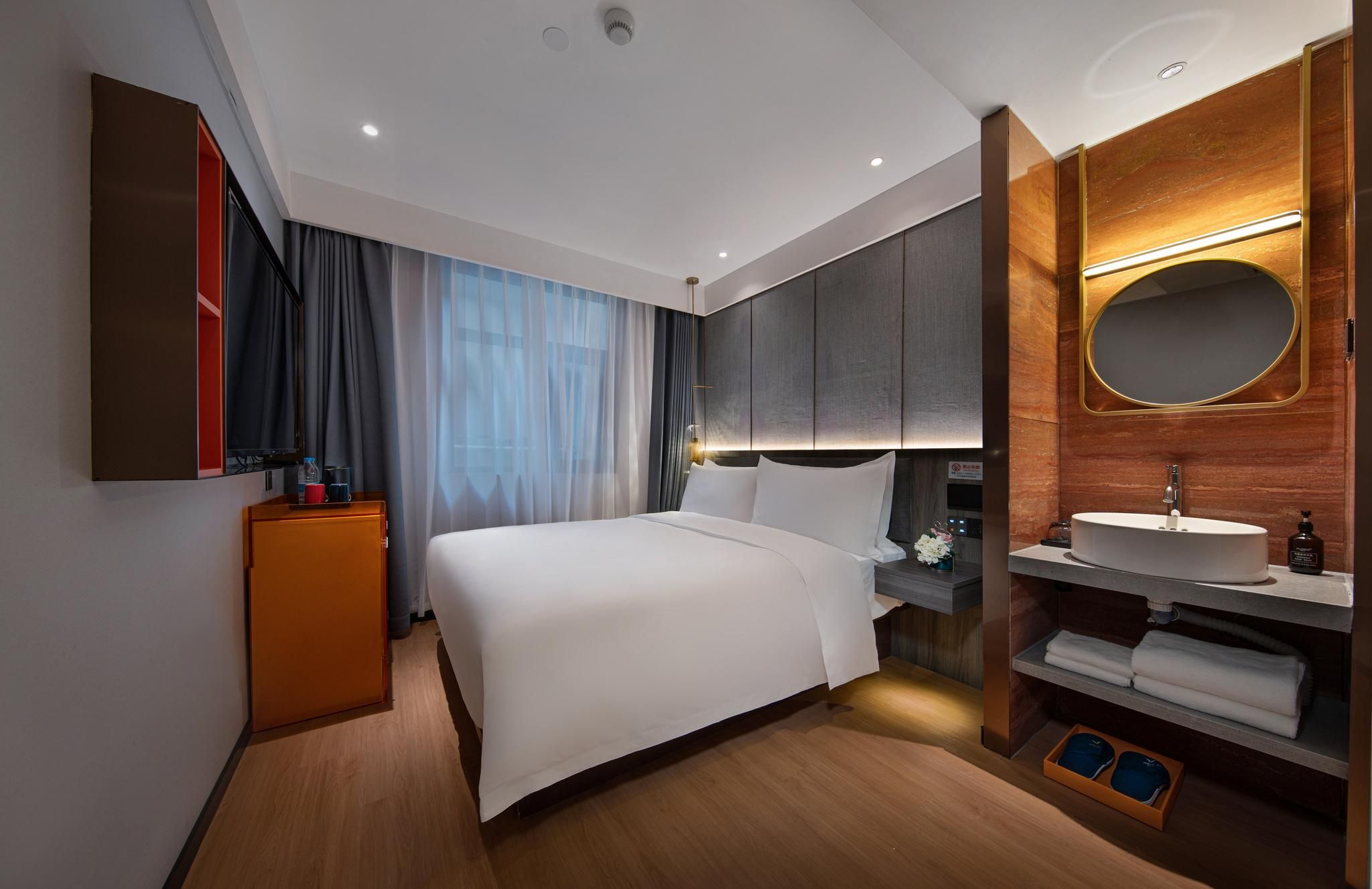 Basic Double Room with Air Conditioner