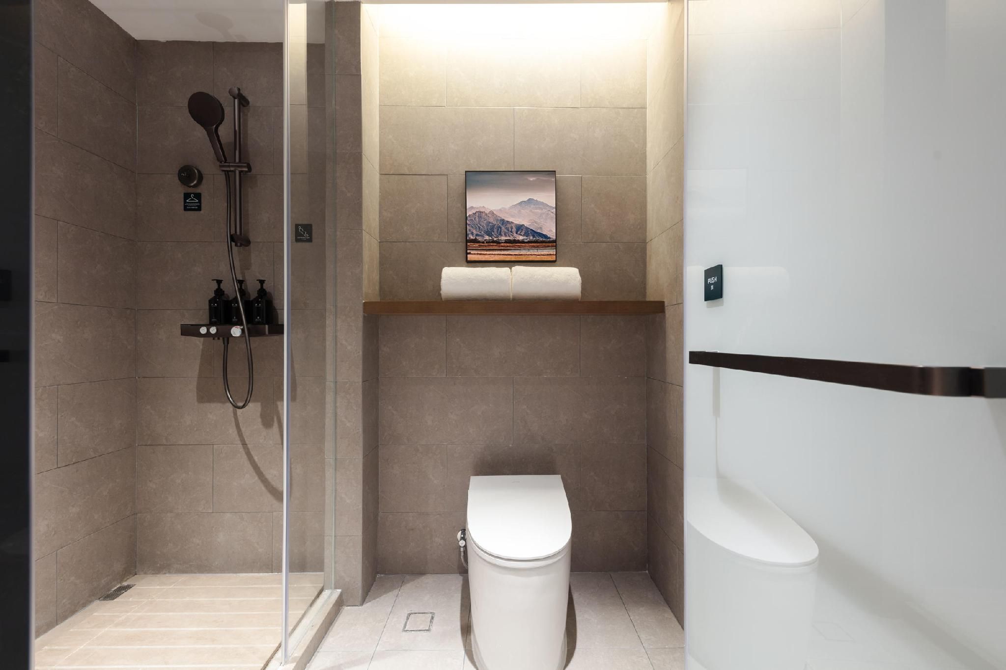 Executive room, Guest room, 1 Queen