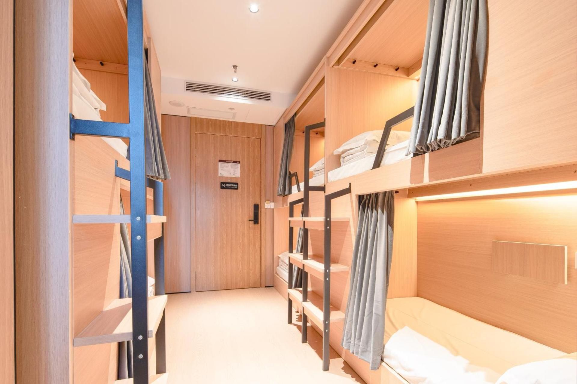 6 Bund Bed for 6 person 