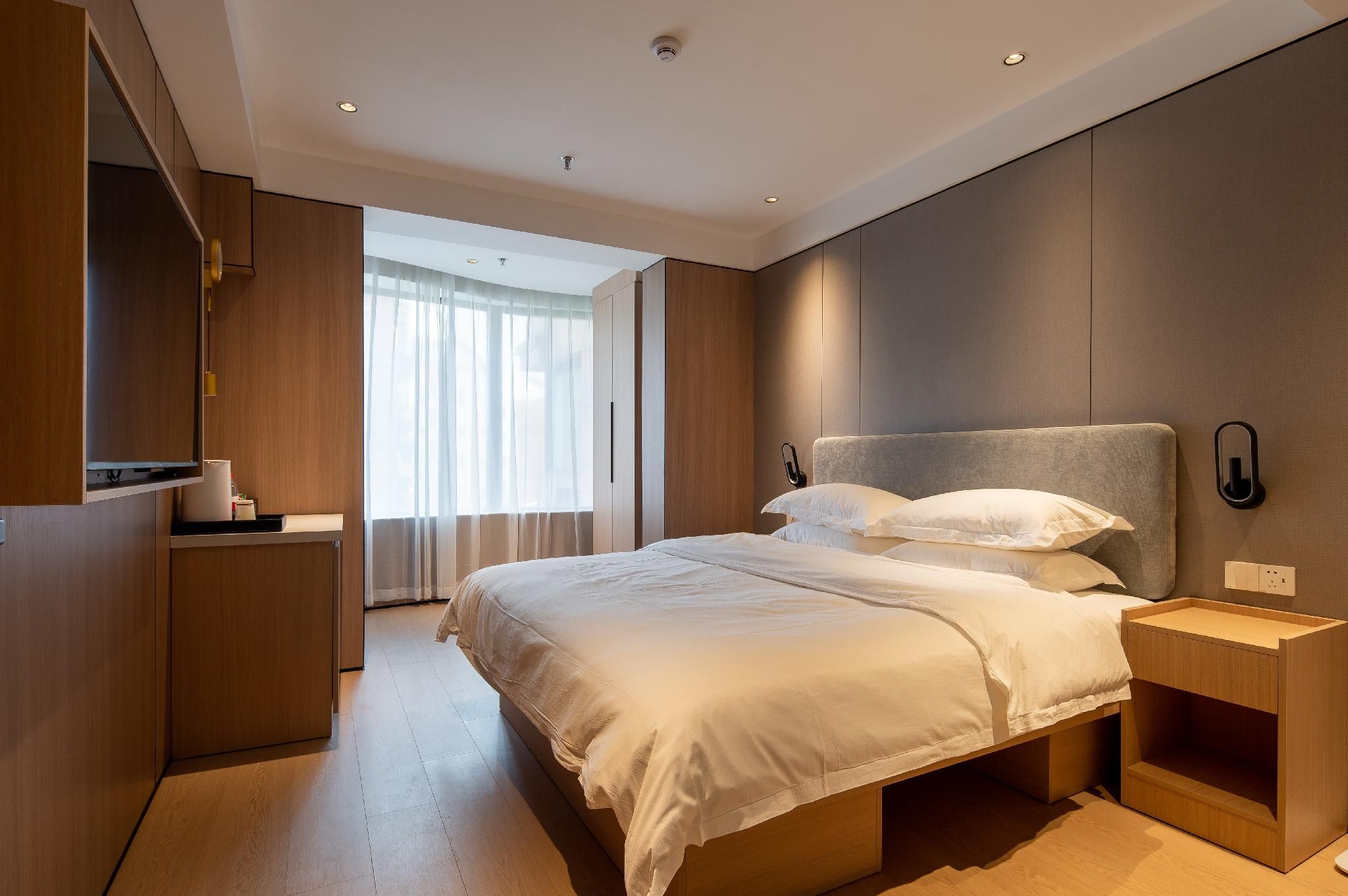 Suite 3-Bedroom