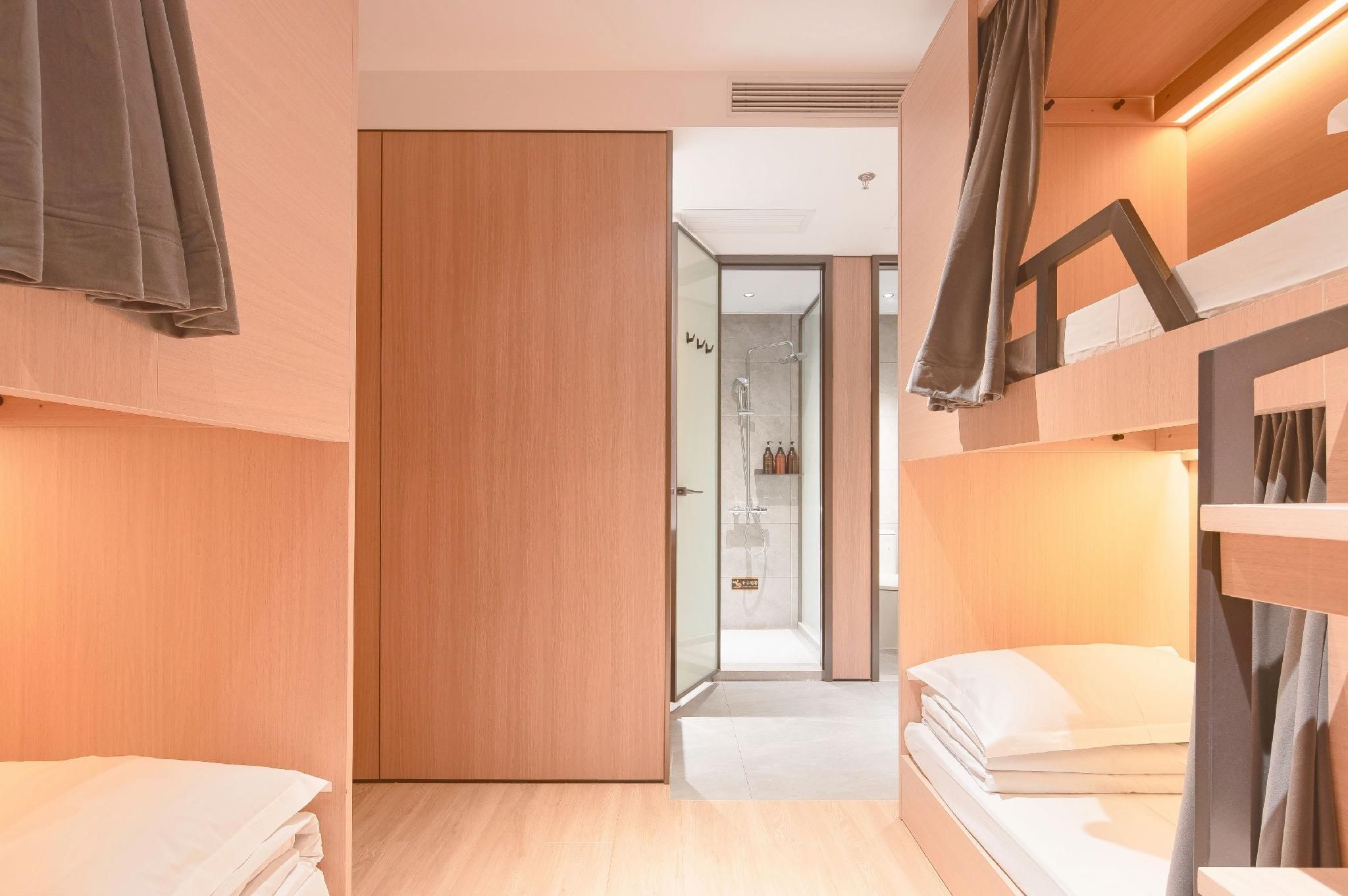 Bed in 4-Bed Dormitory Room