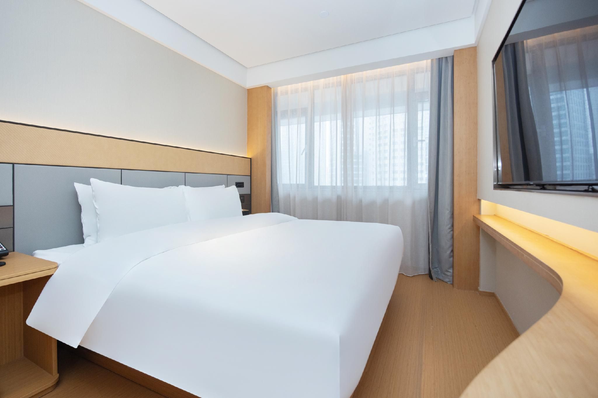 Ji Hotel Shanghai Railway Station South Square Huazhu - Superior BedRoom