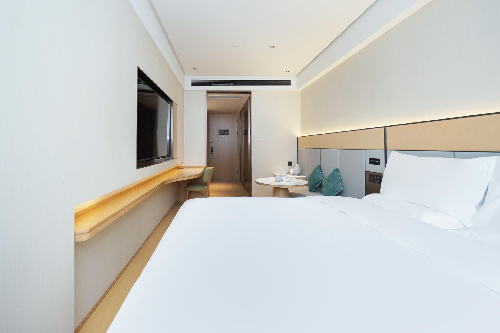 Huazhu - Superior BedRoom