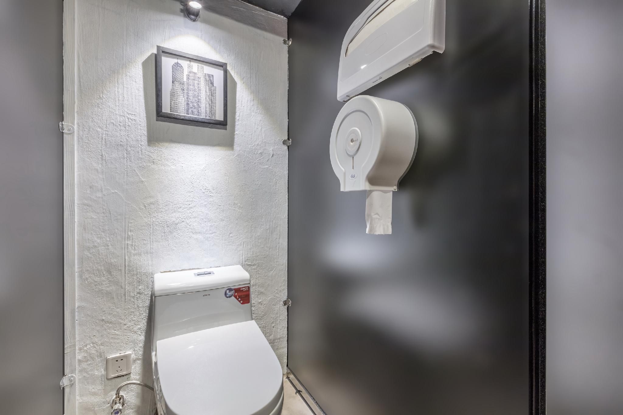 1 Person in 4-Bed Dormitory - Male Only