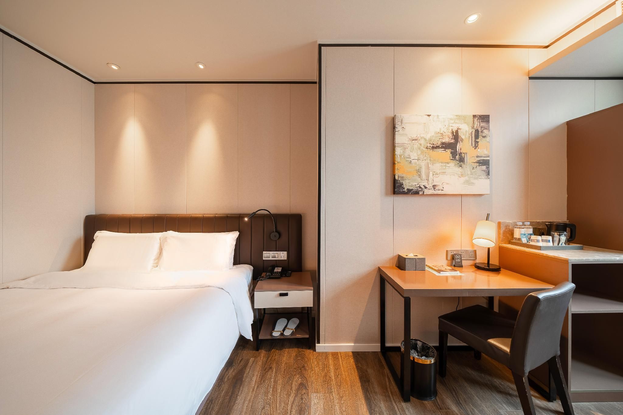 Huazhu - Superior BedRoom