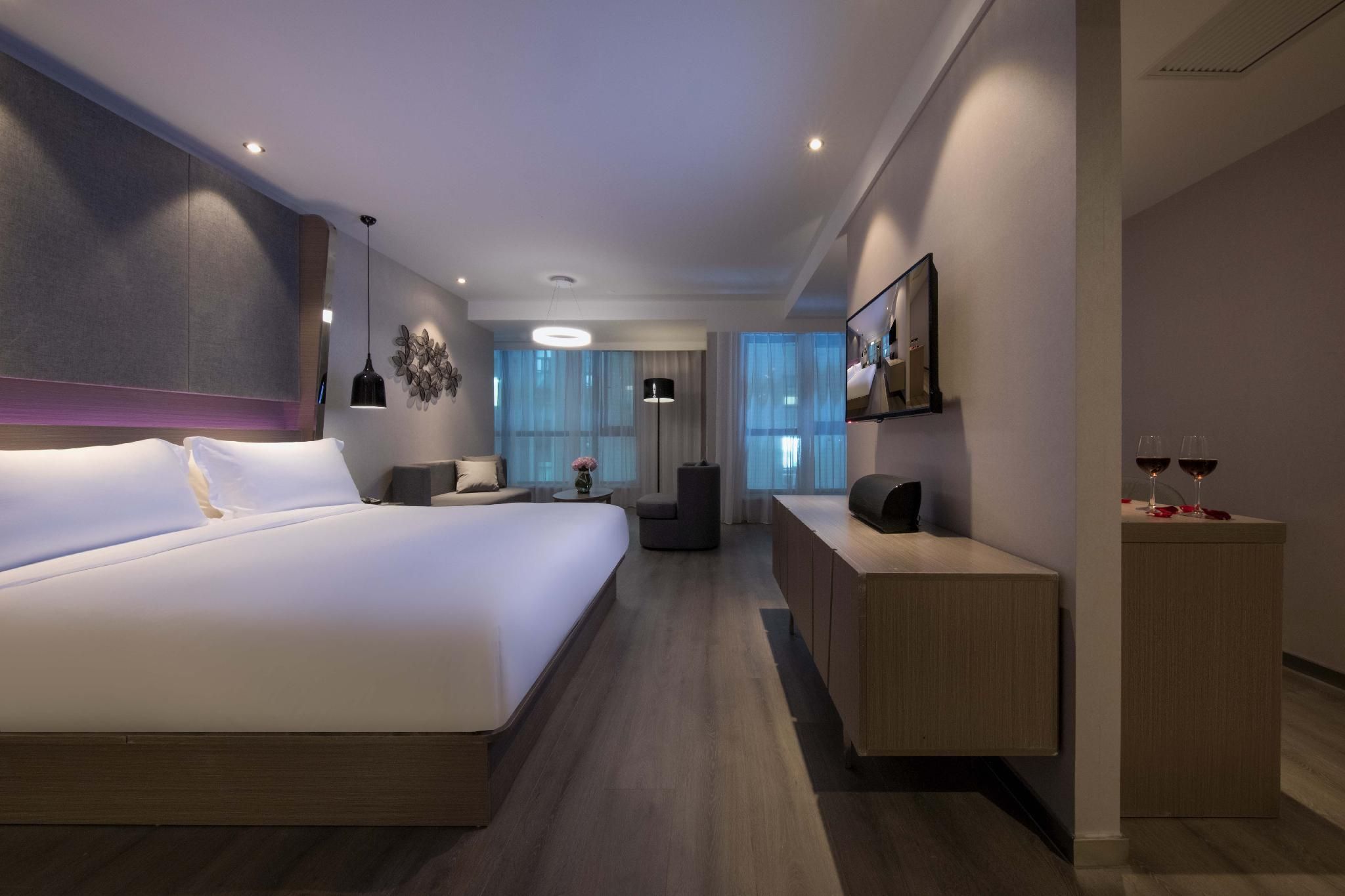 Huazhu - Select Deluxe Suite
