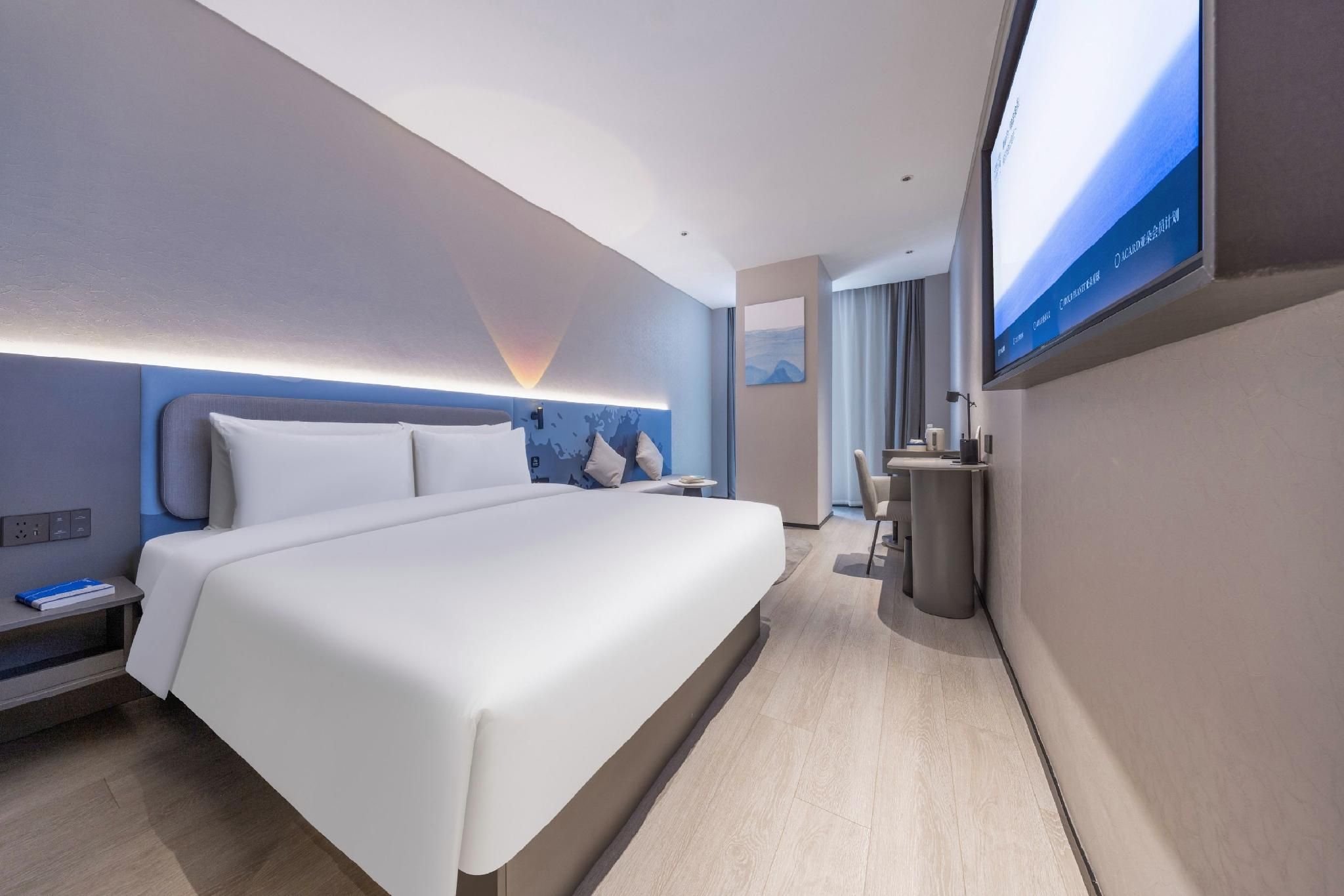 Select King Room