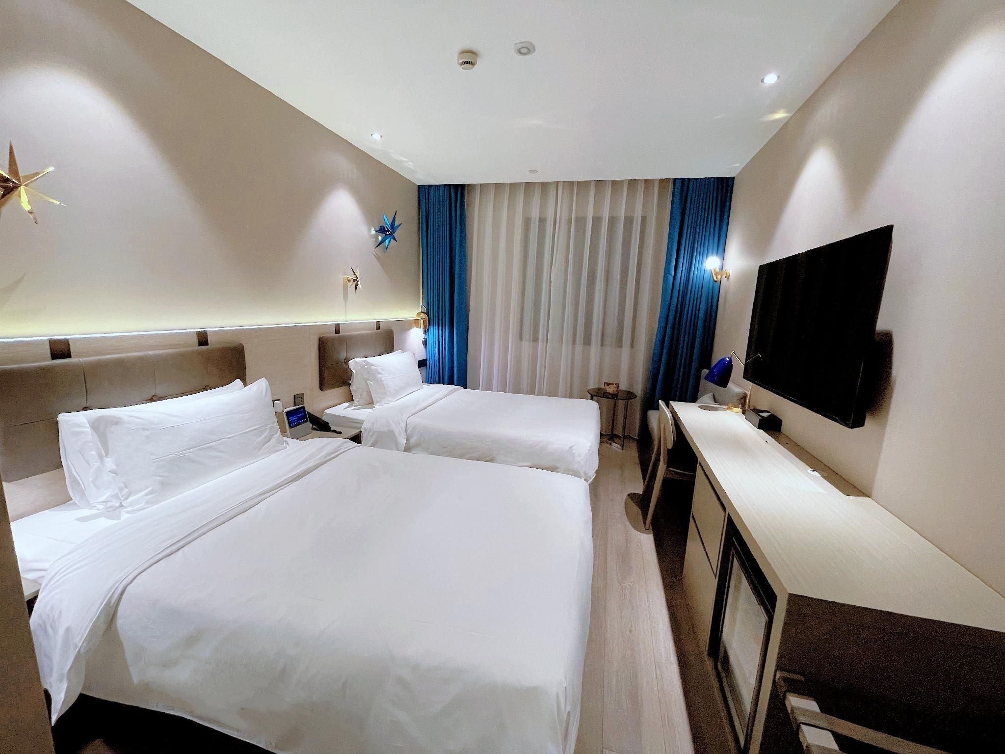 Huazhu - Twin Room