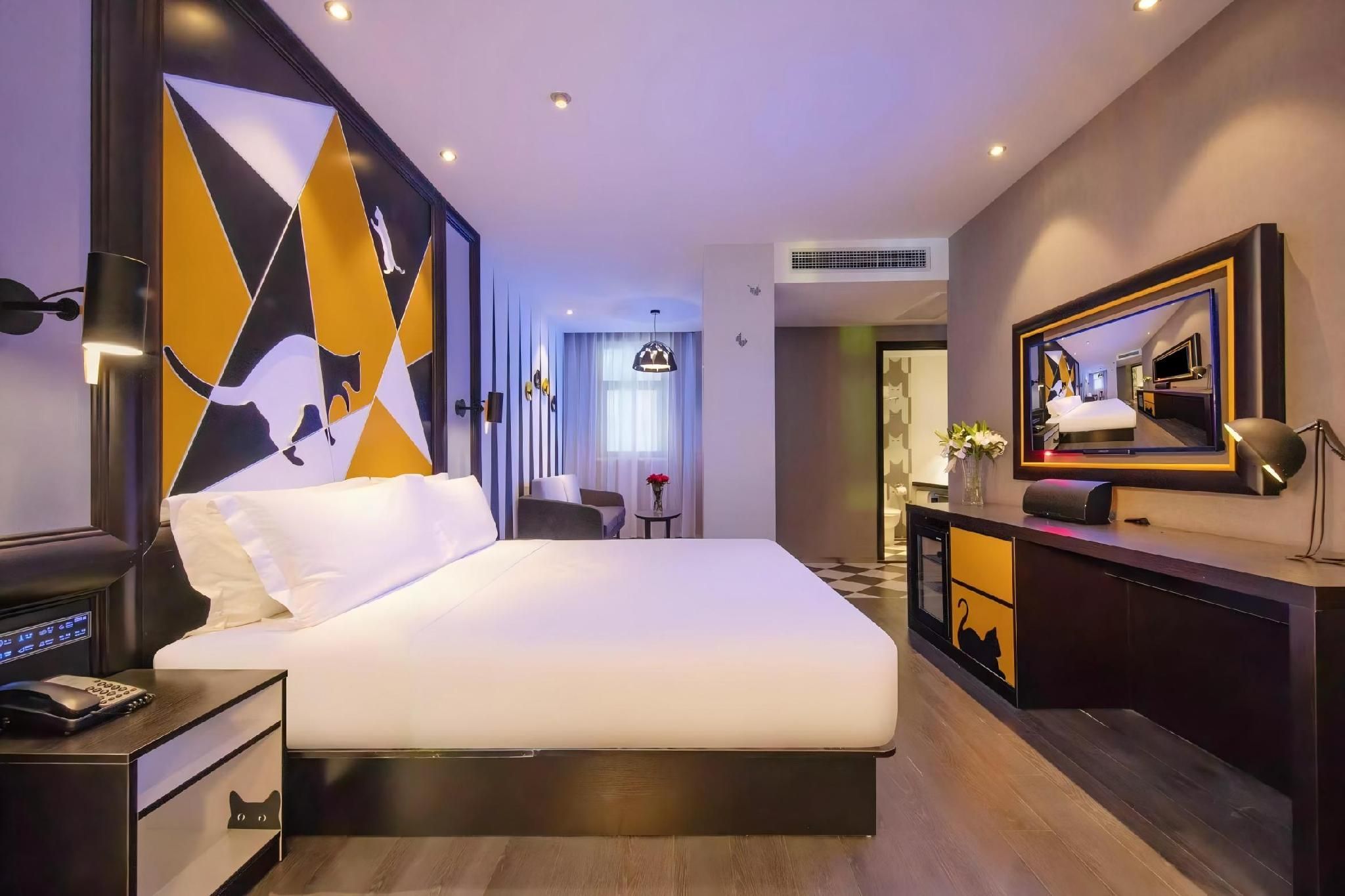 Select Bed Room