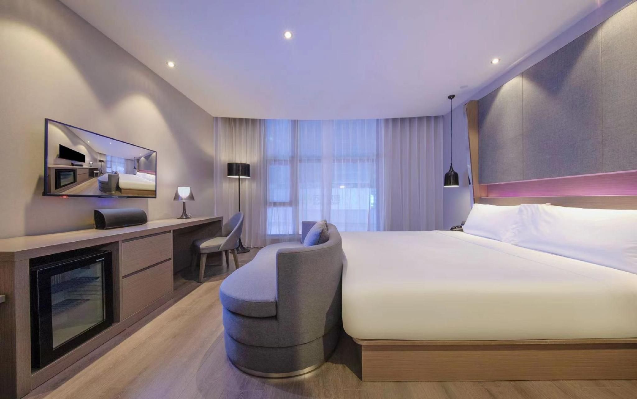 Select Bed Room