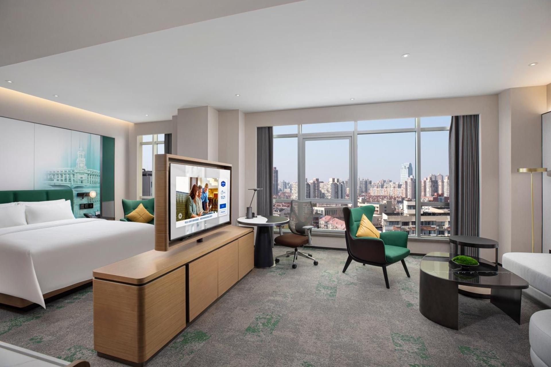 Deluxe Suite