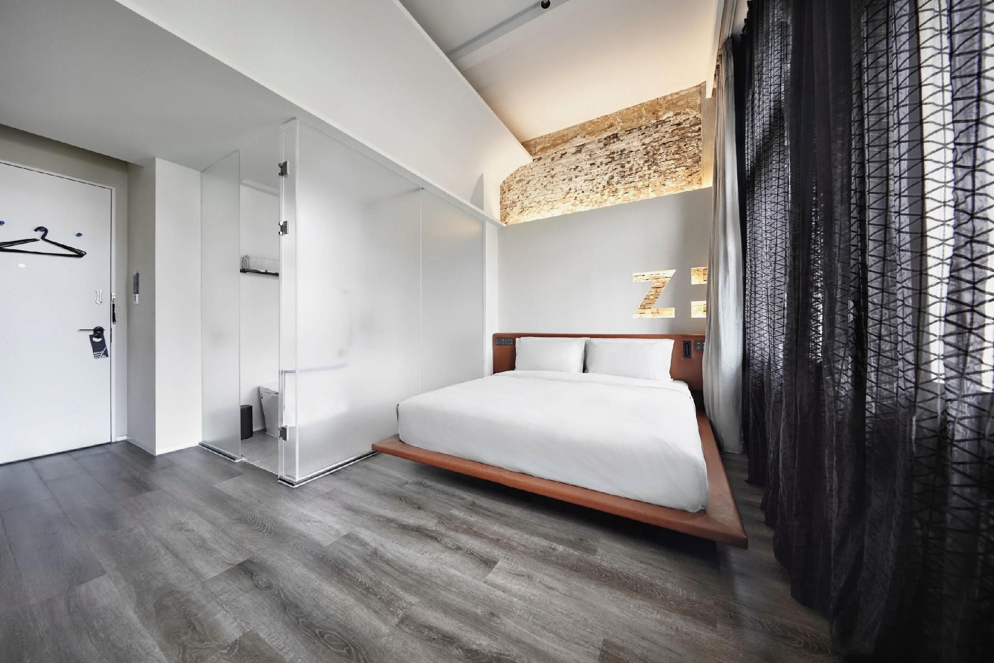 Executive Double Room with Bund View