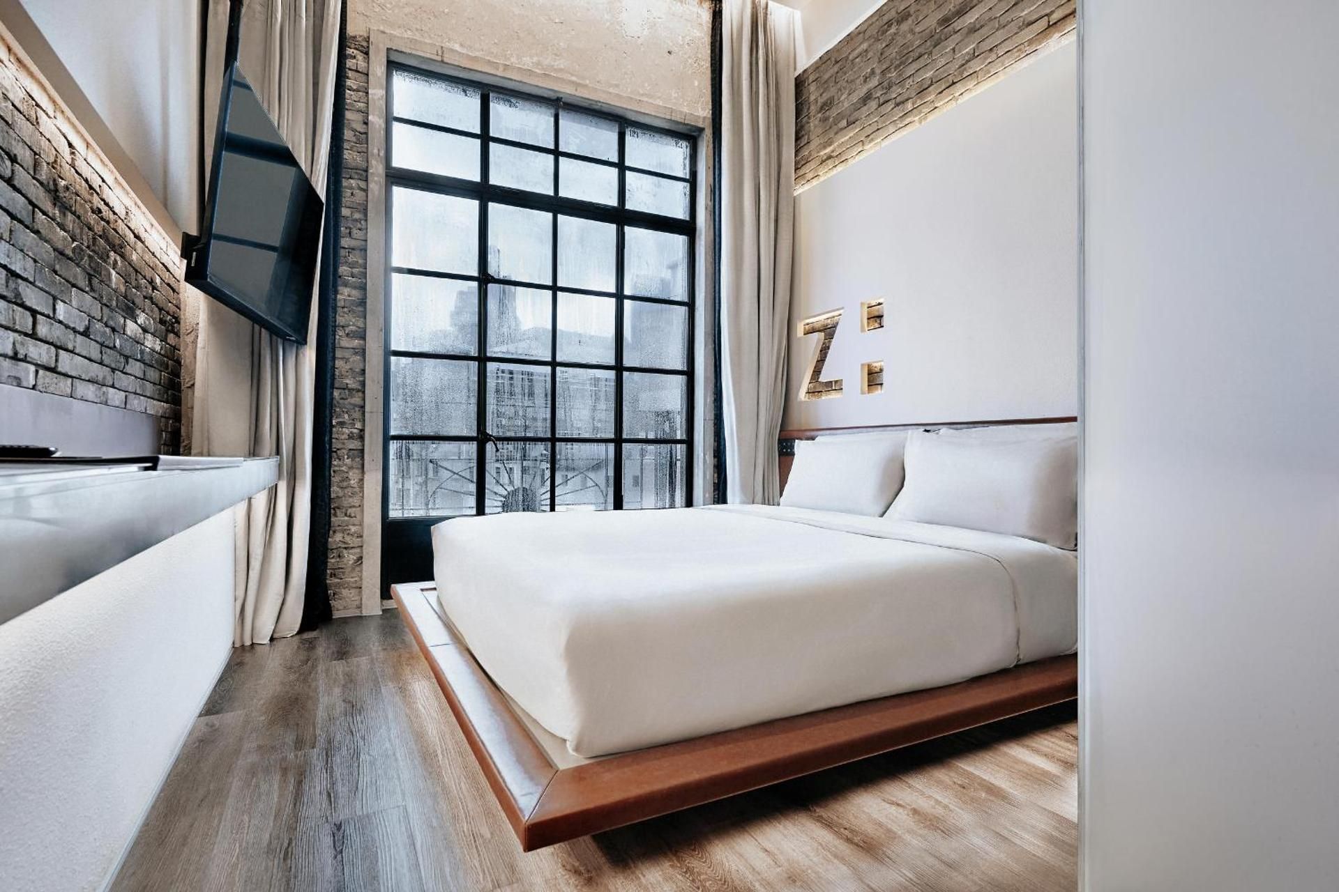 Double Room with Terrance